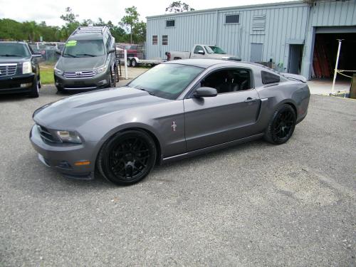 2010 Ford Mustang V6 Coupe