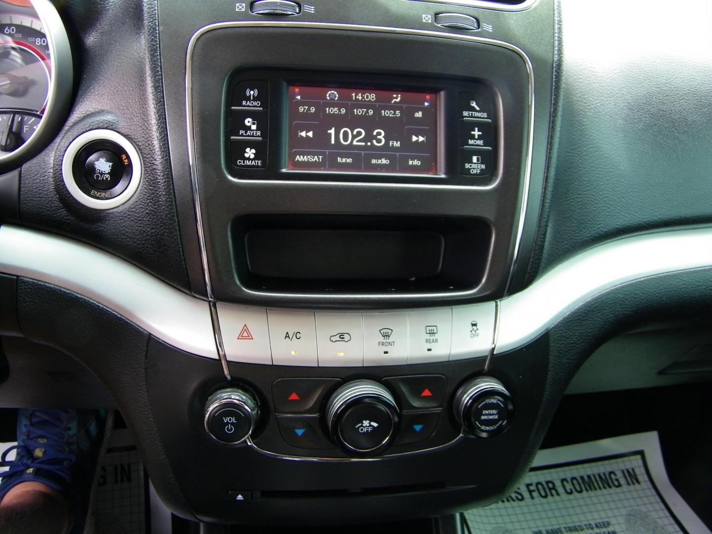 2015 Gray /Gray Dodge Journey SXT (3C4PDCBGXFT) with an 3.6L V6 DOHC 24V engine, 6-Speed Automatic transmission, located at 4000 Bee Ridge Road, Sarasota, FL, 34233, (941) 926-0300, 27.298664, -82.489151 - Photo#22