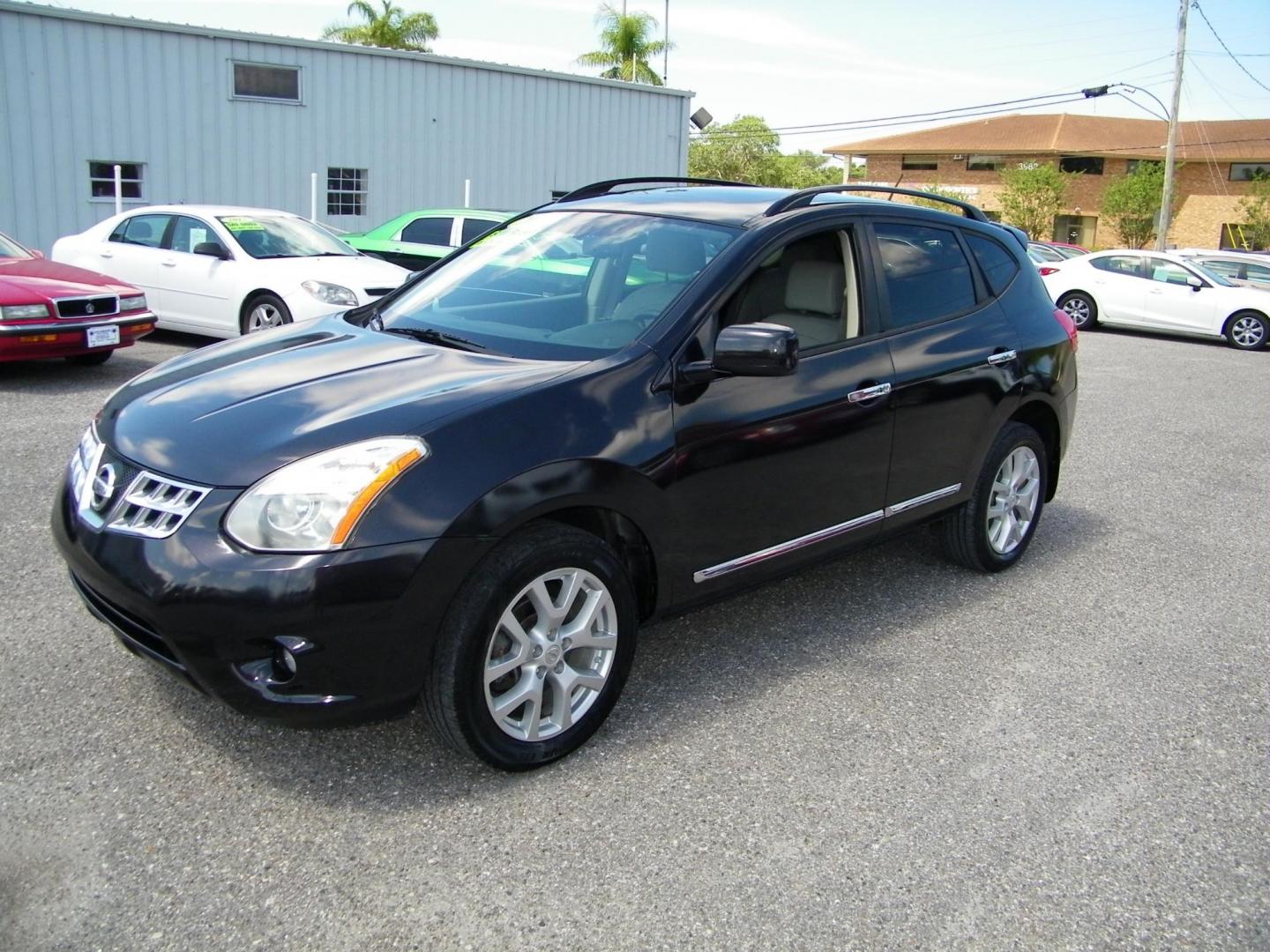 2011 Black /Grey Nissan Rogue SL 2WD (JN8AS5MT7BW) with an 2.5L L4 DOHC 16V engine, Automatic transmission, located at 4000 Bee Ridge Road, Sarasota, FL, 34233, (941) 926-0300, 27.298664, -82.489151 - Photo#0