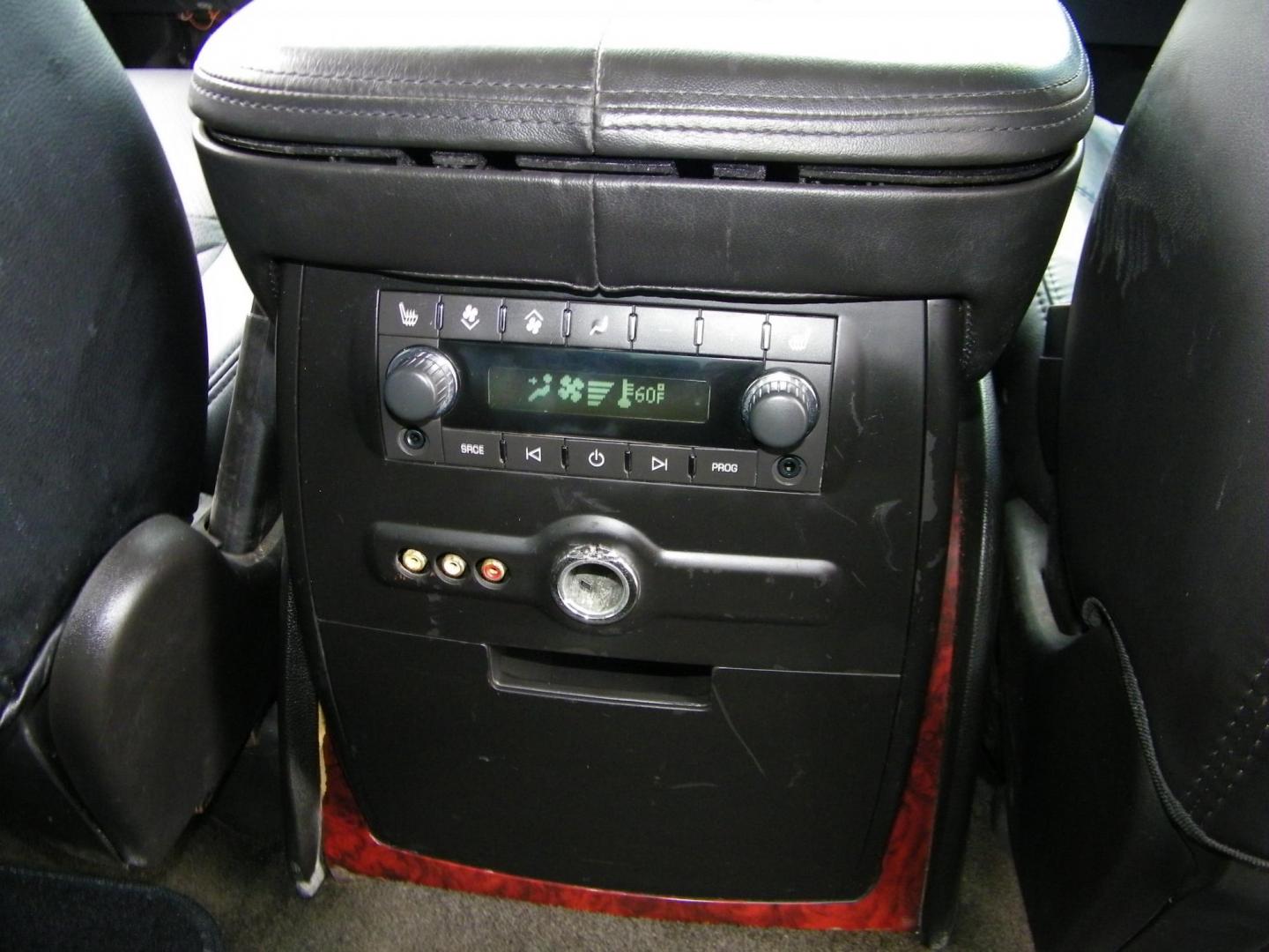 2007 Black /Black Cadillac Escalade 2WD (1GYEC63867R) with an 6.2L V8 OHV 16V engine, 6-Speed Automatic Overdrive transmission, located at 4000 Bee Ridge Road, Sarasota, FL, 34233, (941) 926-0300, 27.298664, -82.489151 - Photo#13