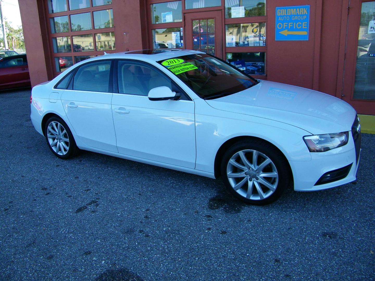 2013 White /Beige Audi A4 2.0T Premium Sedan quattro (WAUKFAFL9DA) with an 2.0L L4 DOHC 16V TURBO engine, AUTOMATIC transmission, located at 4000 Bee Ridge Road, Sarasota, FL, 34233, (941) 926-0300, 27.298664, -82.489151 - Photo#5