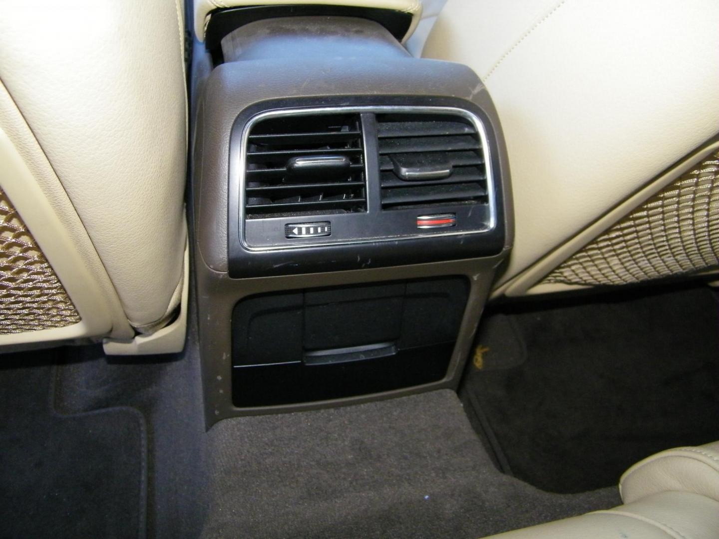 2013 White /Beige Audi A4 2.0T Premium Sedan quattro (WAUKFAFL9DA) with an 2.0L L4 DOHC 16V TURBO engine, AUTOMATIC transmission, located at 4000 Bee Ridge Road, Sarasota, FL, 34233, (941) 926-0300, 27.298664, -82.489151 - Photo#16