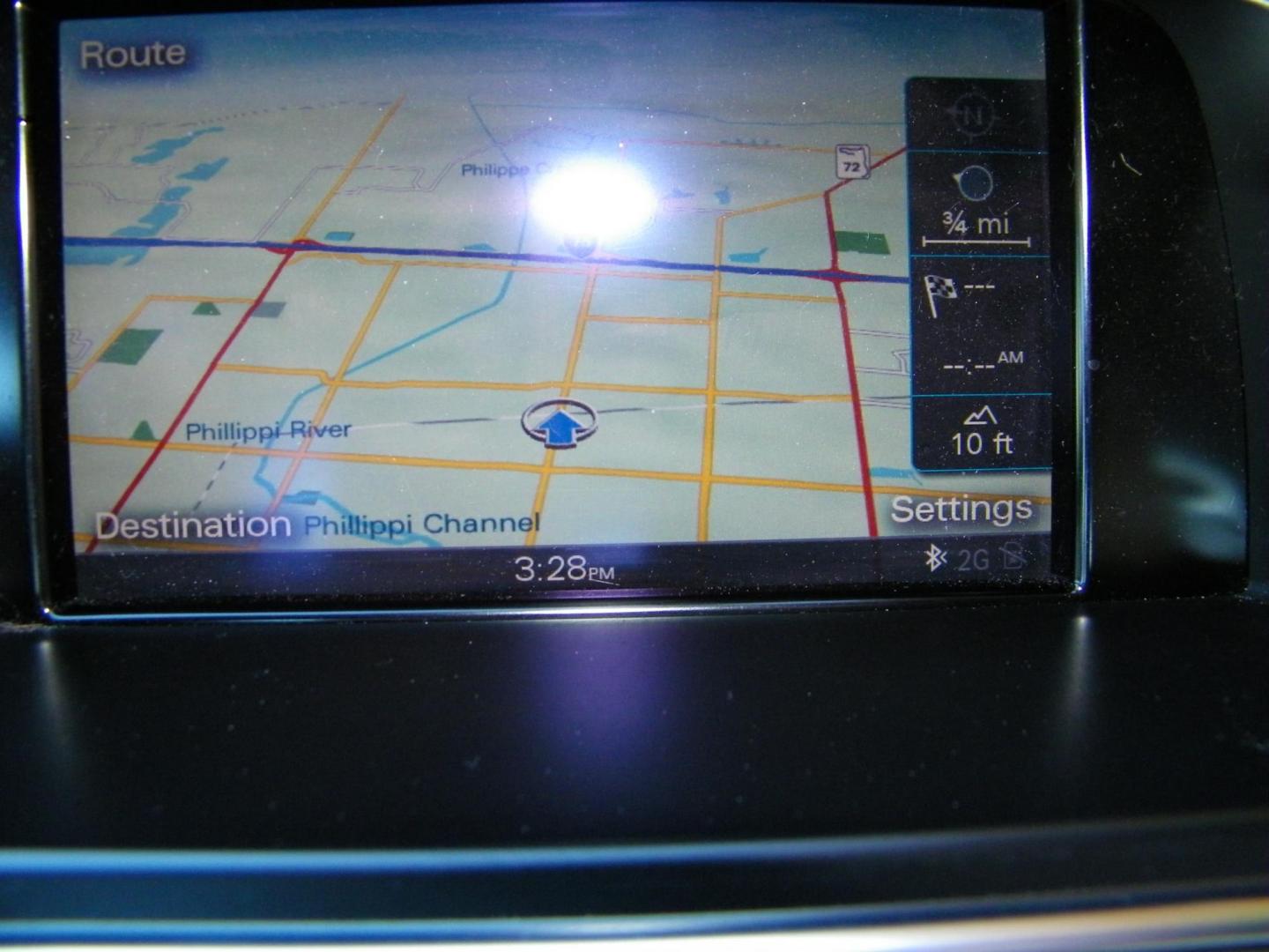 2013 White /Beige Audi A4 2.0T Premium Sedan quattro (WAUKFAFL9DA) with an 2.0L L4 DOHC 16V TURBO engine, AUTOMATIC transmission, located at 4000 Bee Ridge Road, Sarasota, FL, 34233, (941) 926-0300, 27.298664, -82.489151 - Photo#22