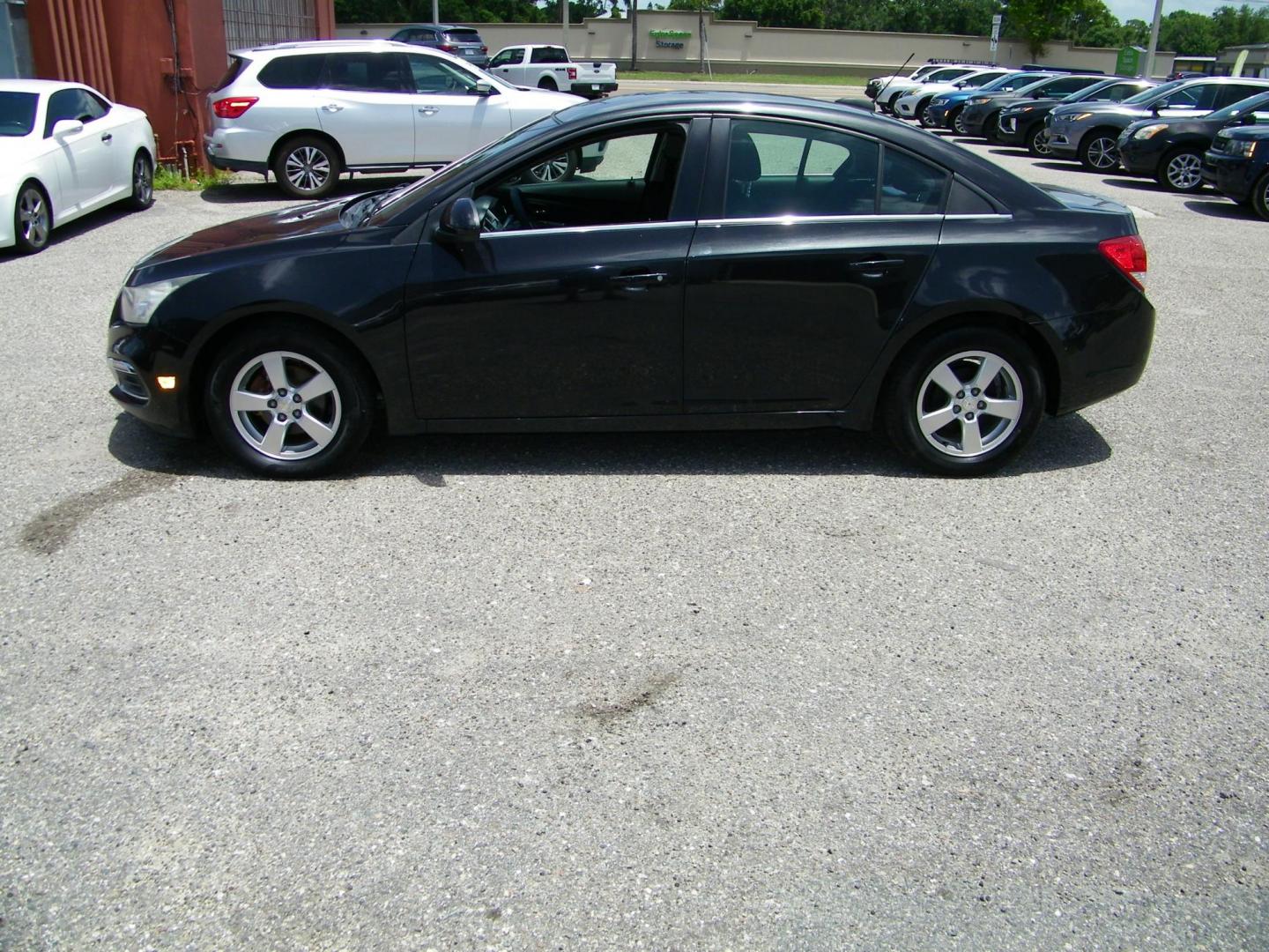 2015 Black /Black Chevrolet Cruze 1LT Auto (1G1PC5SB7F7) with an 1.4L L4 DOHC 16V TURBO engine, 6-Speed Automatic transmission, located at 4000 Bee Ridge Road, Sarasota, FL, 34233, (941) 926-0300, 27.298664, -82.489151 - Photo#2