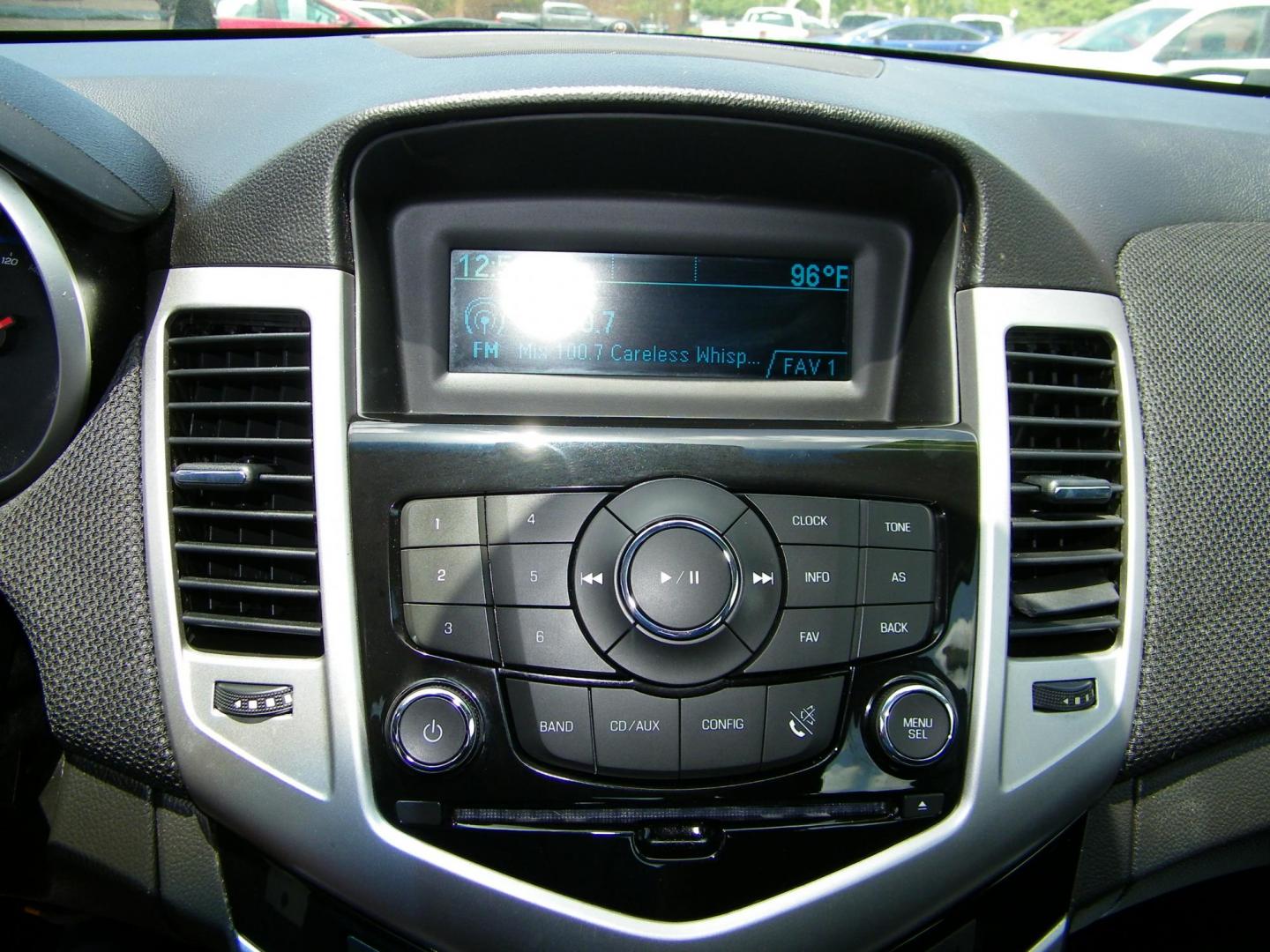 2015 Black /Black Chevrolet Cruze 1LT Auto (1G1PC5SB7F7) with an 1.4L L4 DOHC 16V TURBO engine, 6-Speed Automatic transmission, located at 4000 Bee Ridge Road, Sarasota, FL, 34233, (941) 926-0300, 27.298664, -82.489151 - Photo#21