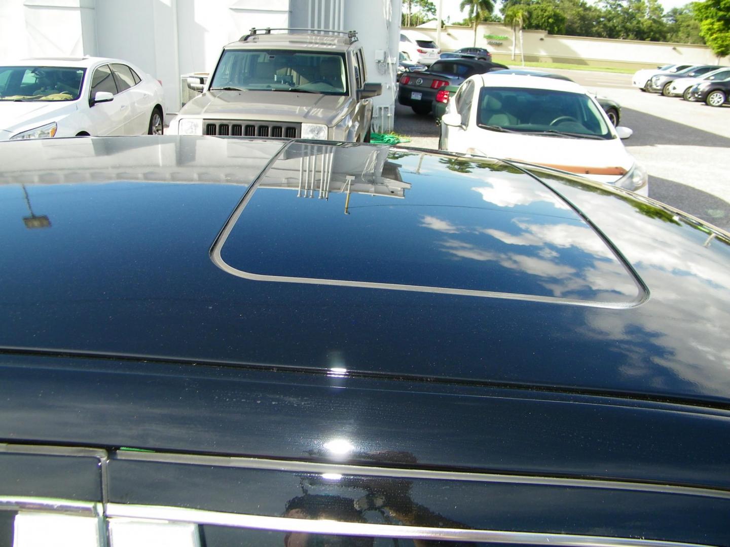 2006 Black /Black Chrysler 300 C (2C3KA63H46H) with an 5.7L V8 HEMI engine, Automatic transmission, located at 4000 Bee Ridge Road, Sarasota, FL, 34233, (941) 926-0300, 27.298664, -82.489151 - Photo#12