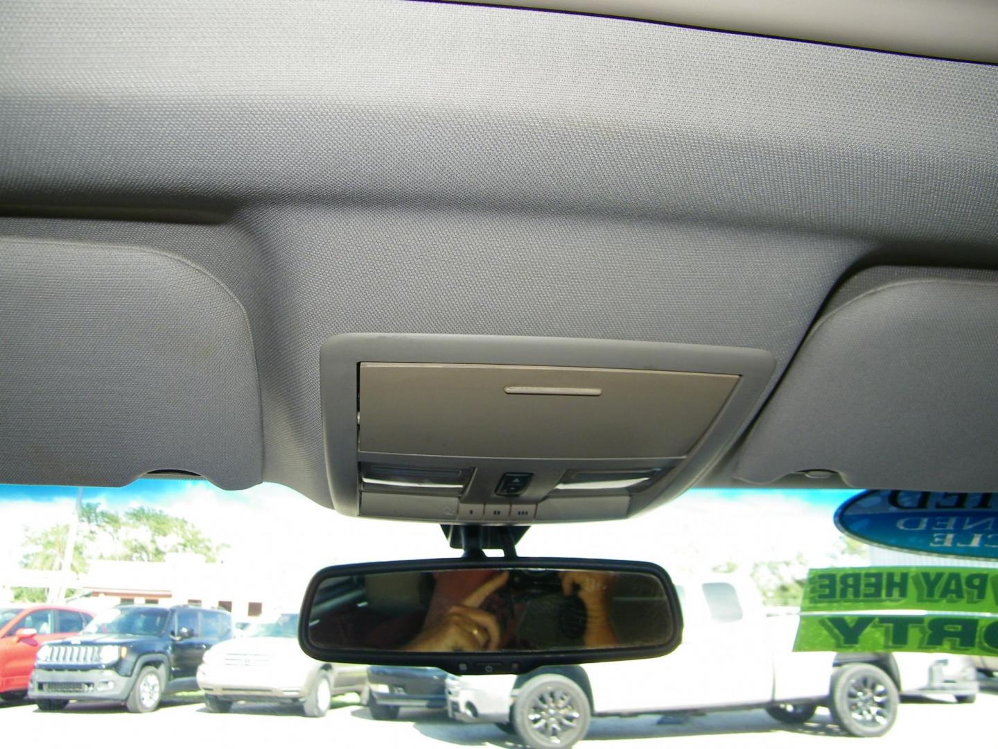 2006 Black /Black Chrysler 300 C (2C3KA63H46H) with an 5.7L V8 HEMI engine, Automatic transmission, located at 4000 Bee Ridge Road, Sarasota, FL, 34233, (941) 926-0300, 27.298664, -82.489151 - Photo#28