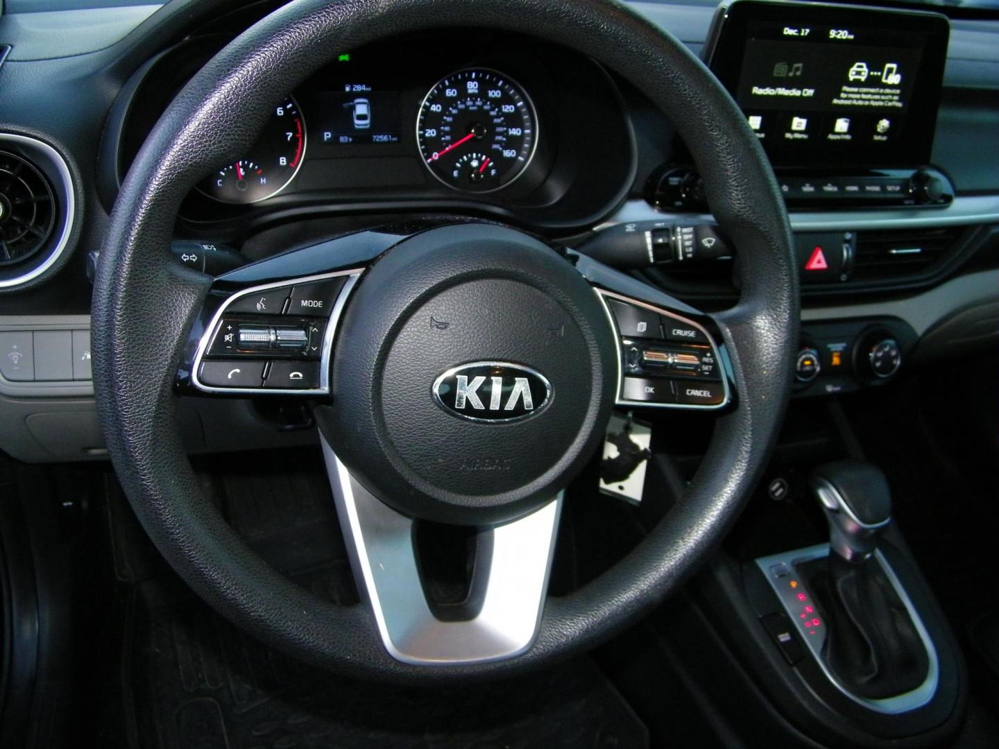 2021 Black /Black Kia Forte FE (3KPF24AD8ME) with an 2.0L L4 DOHC 16V engine, CVT transmission, located at 4000 Bee Ridge Road, Sarasota, FL, 34233, (941) 926-0300, 27.298664, -82.489151 - Photo#18