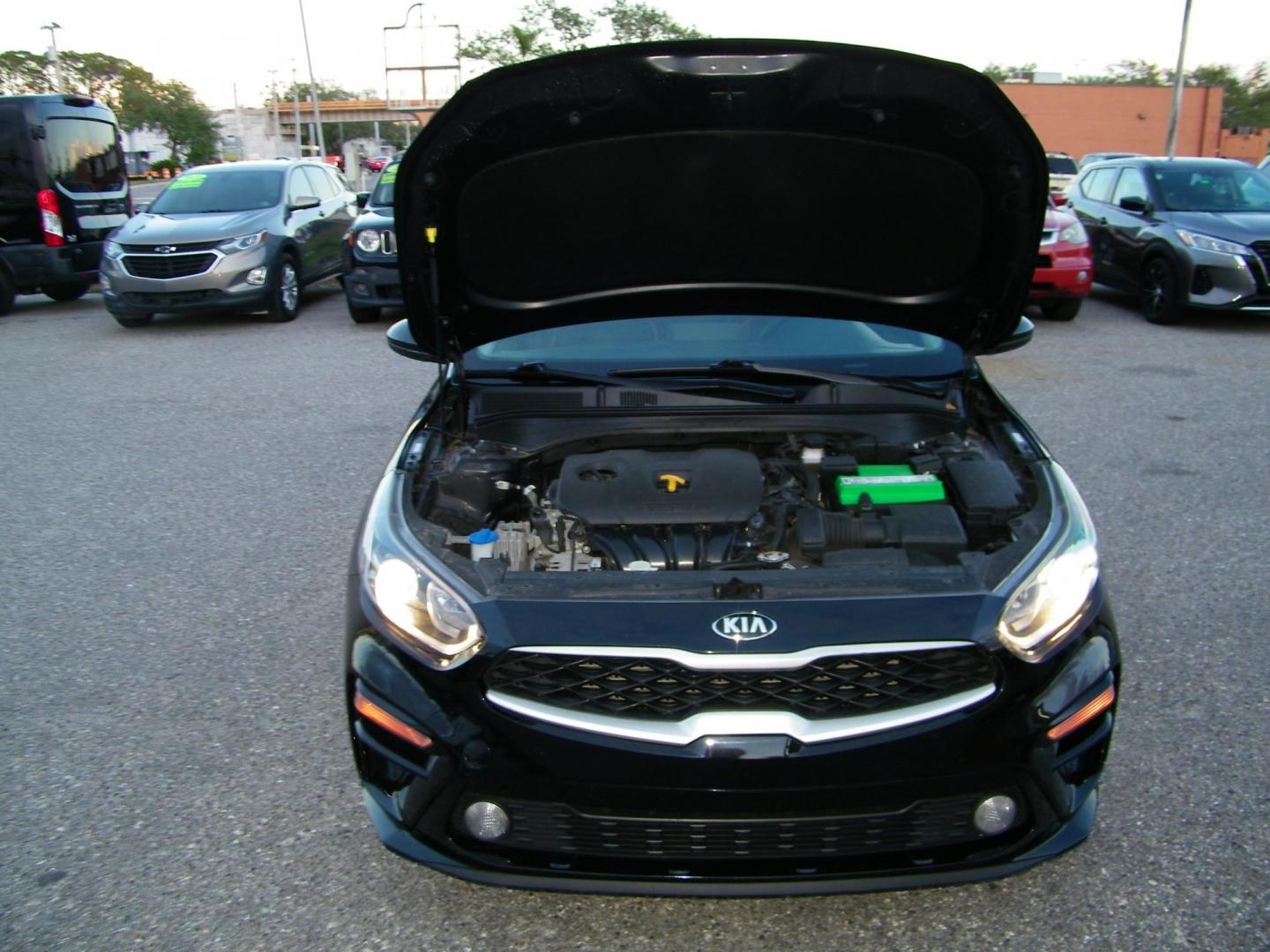 2021 Black /Black Kia Forte FE (3KPF24AD8ME) with an 2.0L L4 DOHC 16V engine, CVT transmission, located at 4000 Bee Ridge Road, Sarasota, FL, 34233, (941) 926-0300, 27.298664, -82.489151 - Photo#8