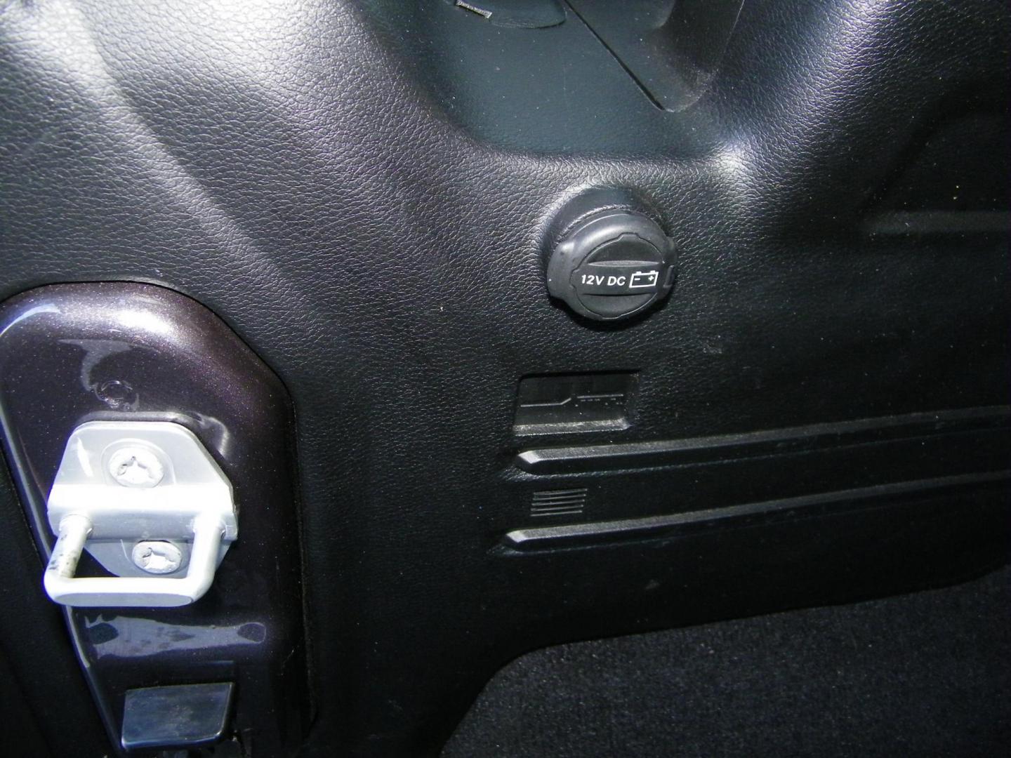 2023 Gray /Tan Jeep Wrangler Unlimited Sport (1C4HJXDG9PW) with an 3.6L V6 DOHC 24V FFV engine, 6A transmission, located at 4000 Bee Ridge Road, Sarasota, FL, 34233, (941) 926-0300, 27.298664, -82.489151 - Photo#15