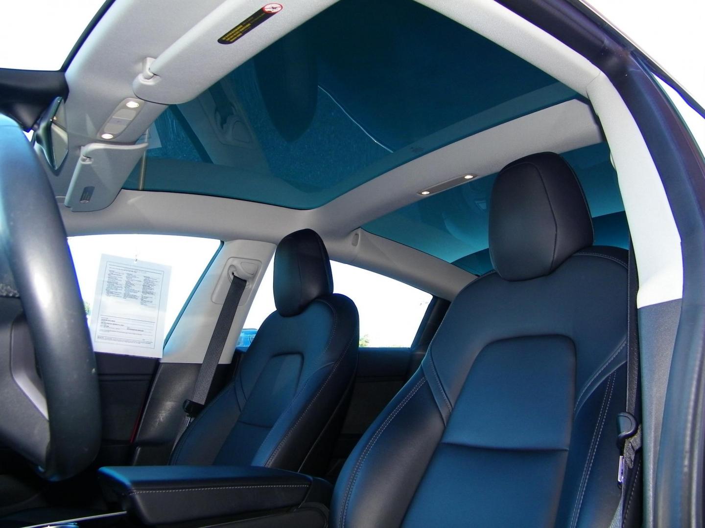 2018 Red /Black Tesla Model 3 Base (5YJ3E1EA1JF) with an ELECTRIC engine, 1A transmission, located at 4000 Bee Ridge Road, Sarasota, FL, 34233, (941) 926-0300, 27.298664, -82.489151 - Photo#18