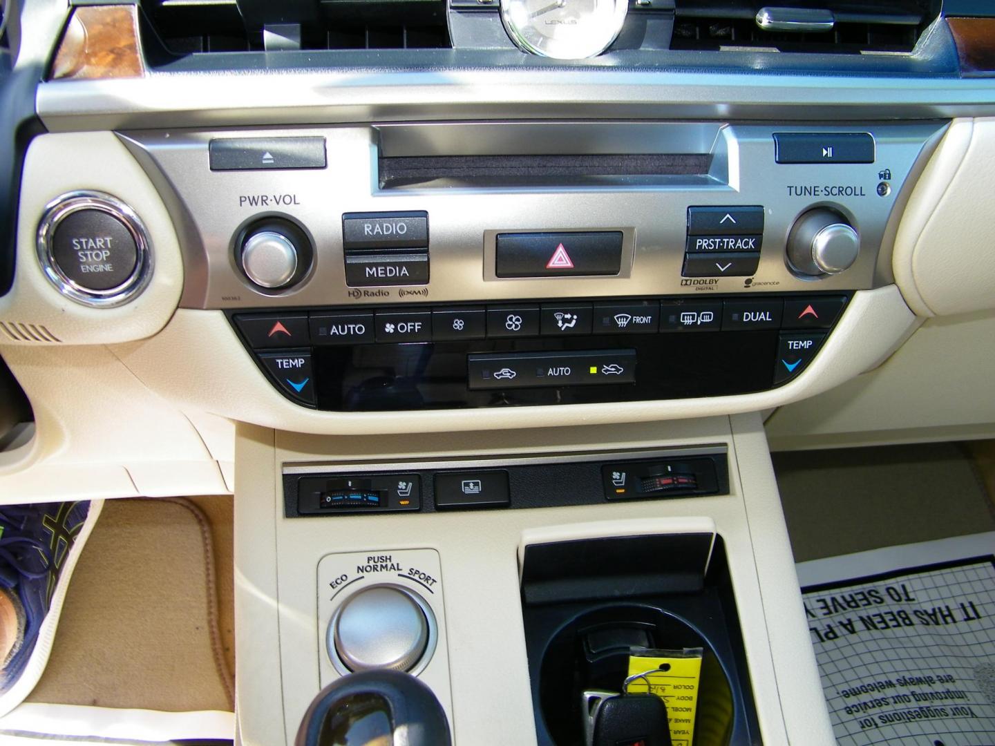 2014 Black /Beige Lexus ES 350 Sedan (JTHBK1GG9E2) with an 3.5L V6 DOHC 24V engine, 6-Speed Automatic transmission, located at 4000 Bee Ridge Road, Sarasota, FL, 34233, (941) 926-0300, 27.298664, -82.489151 - Photo#22