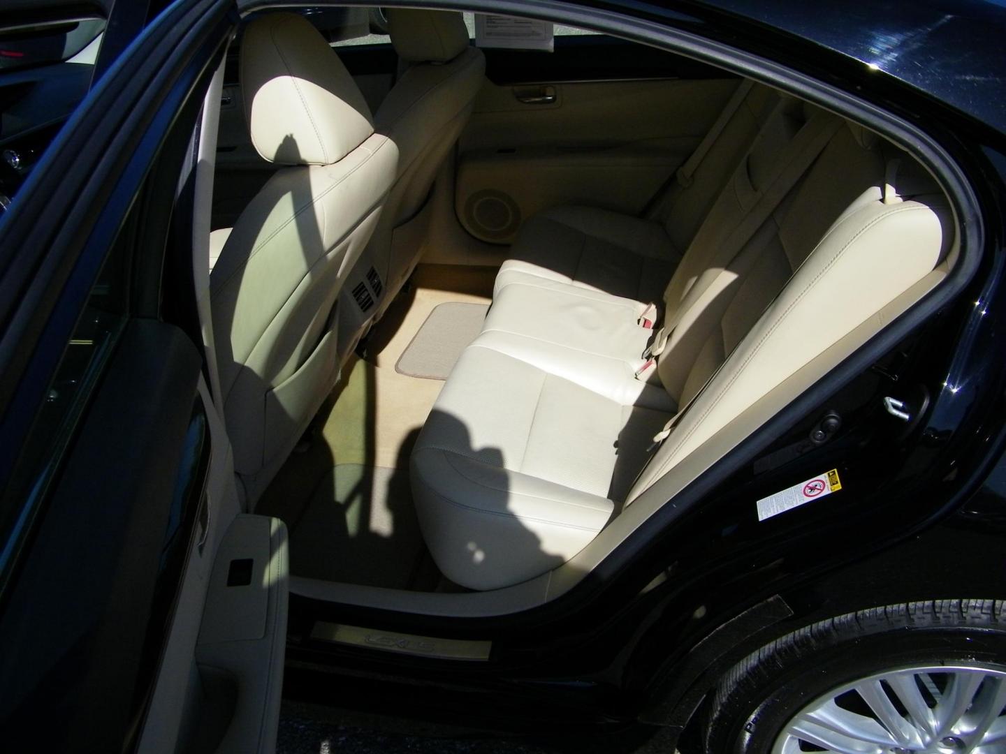 2014 Black /Beige Lexus ES 350 Sedan (JTHBK1GG9E2) with an 3.5L V6 DOHC 24V engine, 6-Speed Automatic transmission, located at 4000 Bee Ridge Road, Sarasota, FL, 34233, (941) 926-0300, 27.298664, -82.489151 - Photo#9