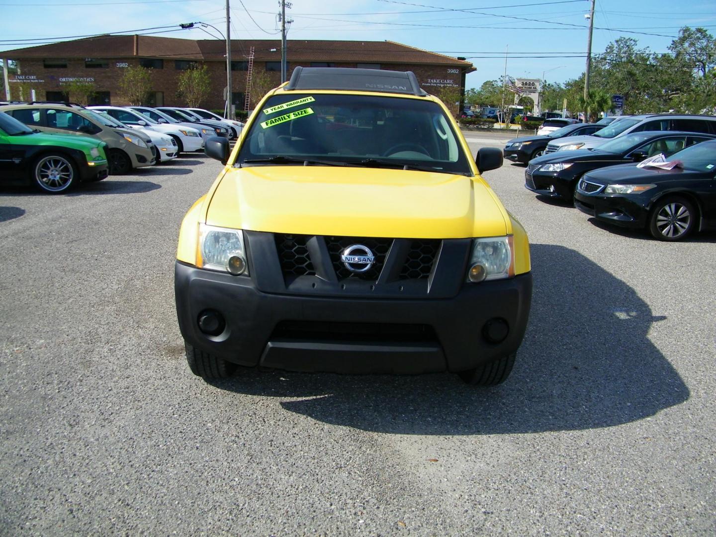 2005 Yellow /Gray Nissan Xterra 2WD (5N1AN08U85C) with an 4.0L V6 DOHC 24V engine, Automatic transmission, located at 4000 Bee Ridge Road, Sarasota, FL, 34233, (941) 926-0300, 27.298664, -82.489151 - Photo#0