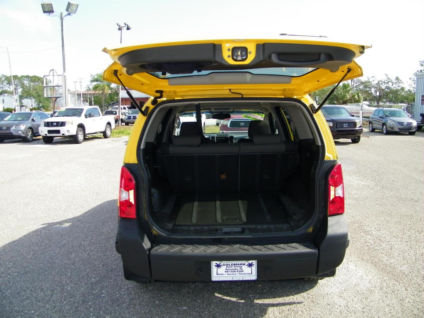 2005 Yellow /Gray Nissan Xterra 2WD (5N1AN08U85C) with an 4.0L V6 DOHC 24V engine, Automatic transmission, located at 4000 Bee Ridge Road, Sarasota, FL, 34233, (941) 926-0300, 27.298664, -82.489151 - Photo#11
