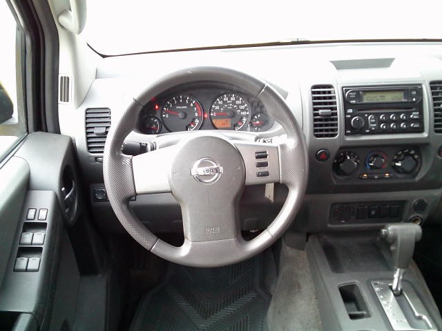 2005 Yellow /Gray Nissan Xterra 2WD (5N1AN08U85C) with an 4.0L V6 DOHC 24V engine, Automatic transmission, located at 4000 Bee Ridge Road, Sarasota, FL, 34233, (941) 926-0300, 27.298664, -82.489151- Photo#12