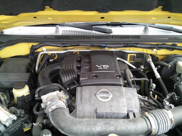 2005 Yellow /Gray Nissan Xterra 2WD (5N1AN08U85C) with an 4.0L V6 DOHC 24V engine, Automatic transmission, located at 4000 Bee Ridge Road, Sarasota, FL, 34233, (941) 926-0300, 27.298664, -82.489151- Photo#14