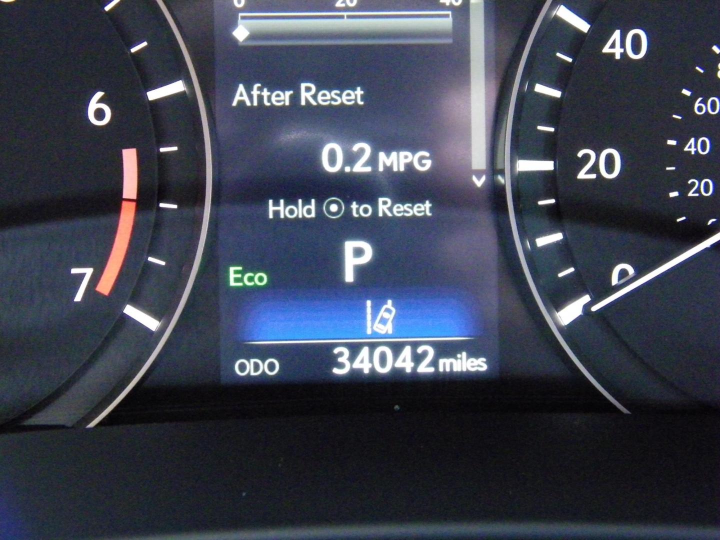 2022 White /Beige Lexus RX 350L FWD (JTJHZKEA5N2) with an 3.5L V6 DOHC 24V engine, 6A transmission, located at 4000 Bee Ridge Road, Sarasota, FL, 34233, (941) 926-0300, 27.298664, -82.489151 - Photo#19