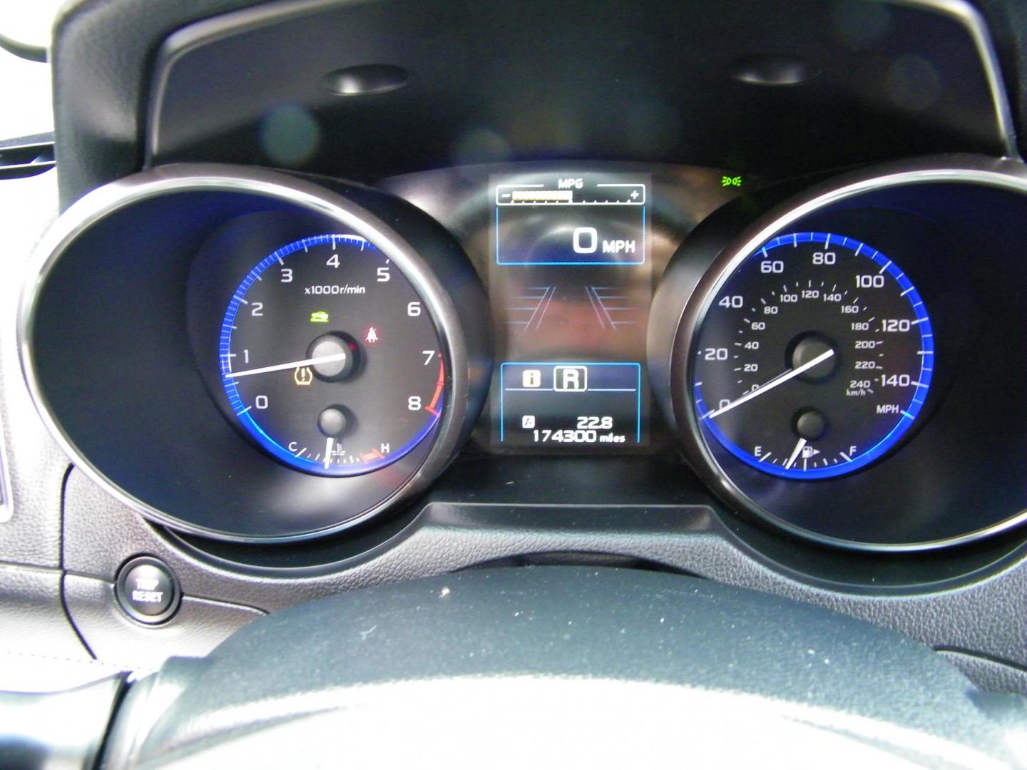 2015 White /Grey Subaru Outback 2.5i Premium (4S4BSBFC0F3) with an 2.5L H4 DOHC 16V engine, 6-Speed Automatic transmission, located at 4000 Bee Ridge Road, Sarasota, FL, 34233, (941) 926-0300, 27.298664, -82.489151 - Photo#24