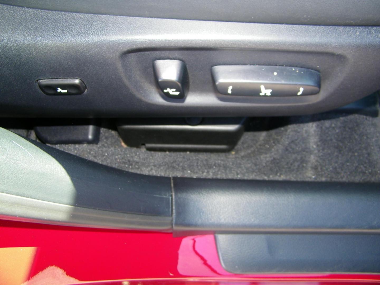 2010 Red /Black Lexus HS 250h Premium (JTHBB1BA8A2) with an 2.4L L4 DOHC 16V HYBRID engine, Automatic transmission, located at 4000 Bee Ridge Road, Sarasota, FL, 34233, (941) 926-0300, 27.298664, -82.489151 - Photo#12