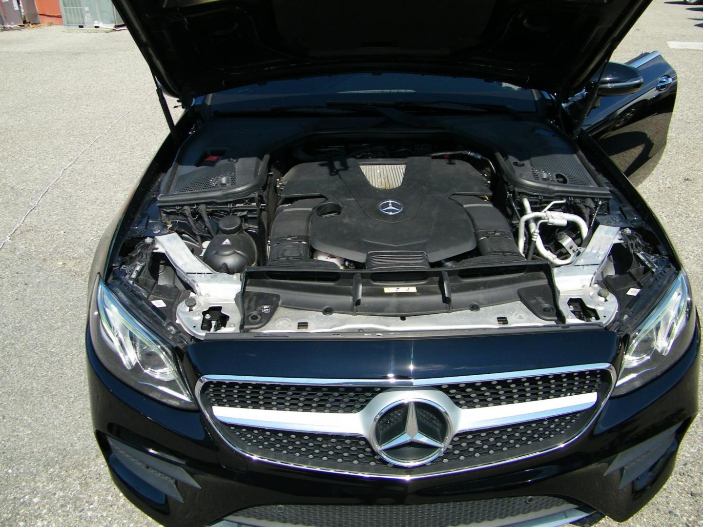 2018 Black /Black Mercedes-Benz E-Class E400 Coupe (WDD1J6FB7JF) with an 3.0L V6 DOHC 24V engine, 7A transmission, located at 4000 Bee Ridge Road, Sarasota, FL, 34233, (941) 926-0300, 27.298664, -82.489151 - Photo#8