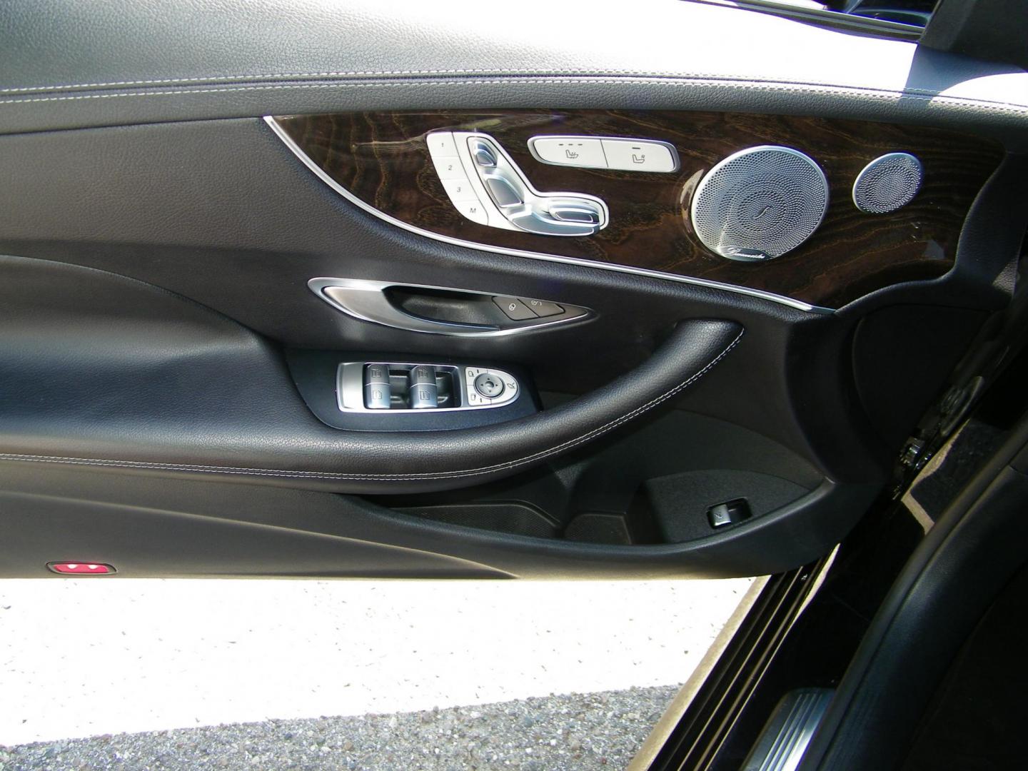 2018 Black /Black Mercedes-Benz E-Class E400 Coupe (WDD1J6FB7JF) with an 3.0L V6 DOHC 24V engine, 7A transmission, located at 4000 Bee Ridge Road, Sarasota, FL, 34233, (941) 926-0300, 27.298664, -82.489151 - Photo#12