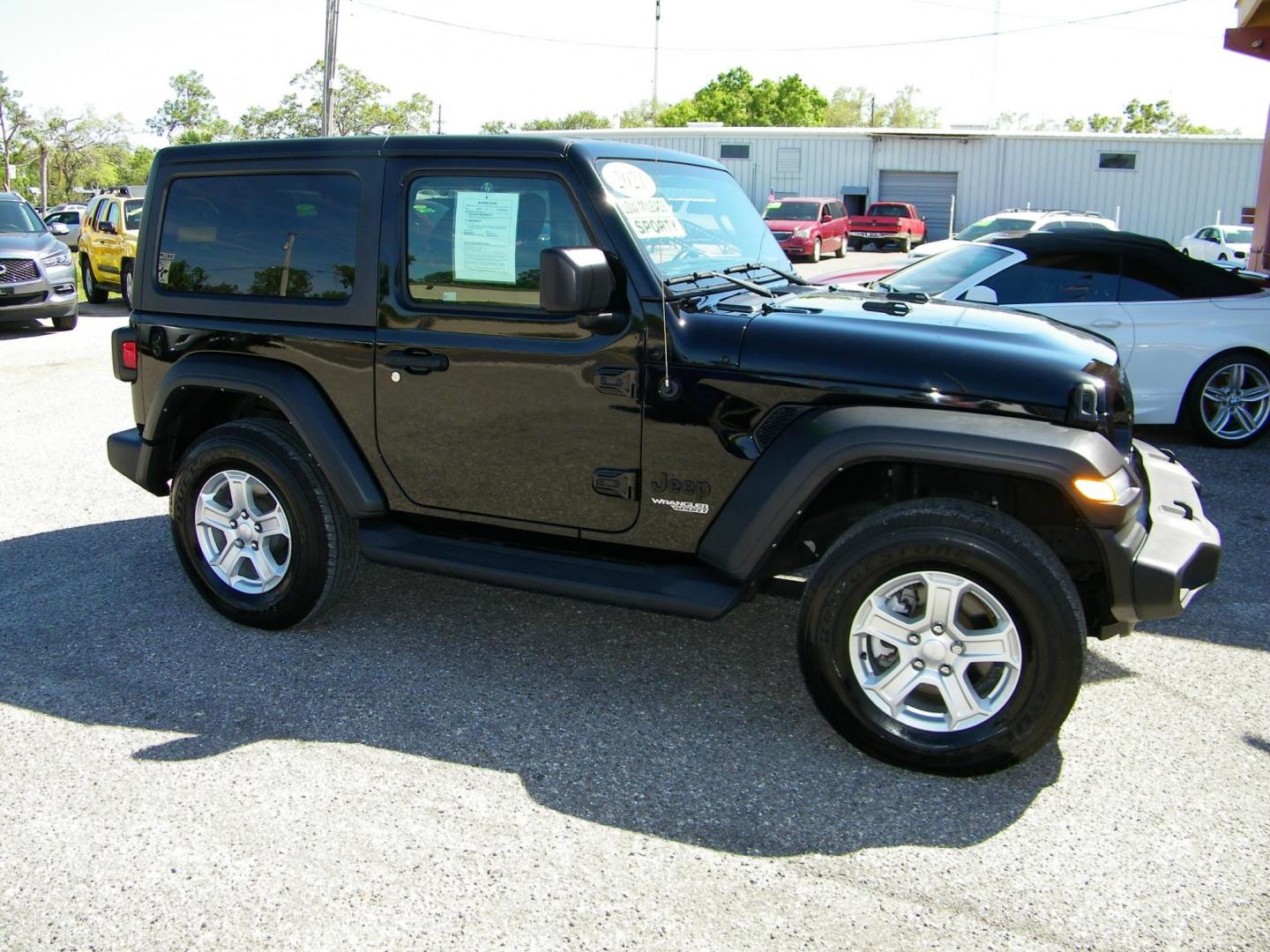 2021 Black /Black Jeep Wrangler Sport (1C4GJXAN2MW) with an 2.0L L4 DOHC 16V TURBO engine, Automatic transmission, located at 4000 Bee Ridge Road, Sarasota, FL, 34233, (941) 926-0300, 27.298664, -82.489151 - Photo#12