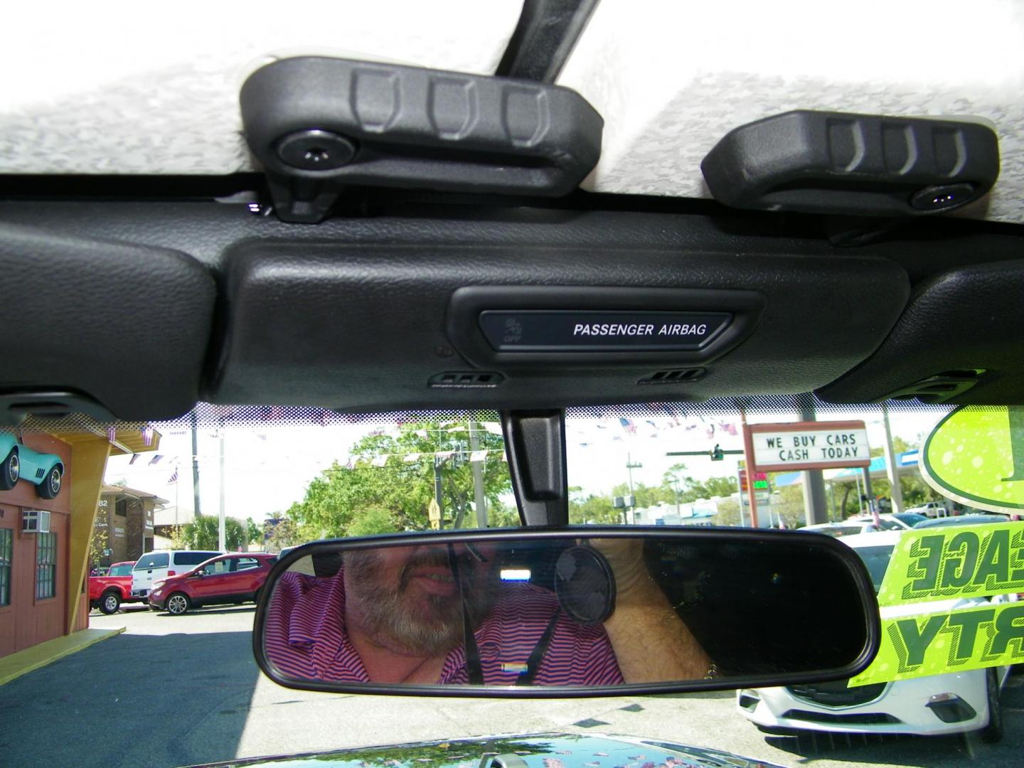 2021 Black /Black Jeep Wrangler Sport (1C4GJXAN2MW) with an 2.0L L4 DOHC 16V TURBO engine, Automatic transmission, located at 4000 Bee Ridge Road, Sarasota, FL, 34233, (941) 926-0300, 27.298664, -82.489151 - Photo#17