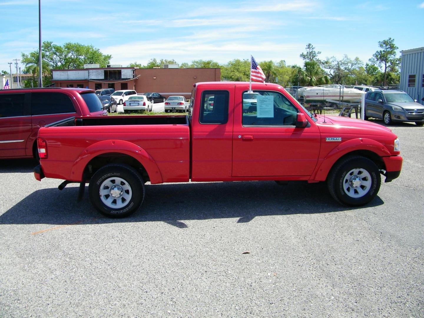 2006 Red /Gray Ford Ranger Sport SuperCab 2WD (1FTYR14U96P) with an 3.0L V6 OHV 12V engine, Automatic transmission, located at 4000 Bee Ridge Road, Sarasota, FL, 34233, (941) 926-0300, 27.298664, -82.489151 - Photo#7