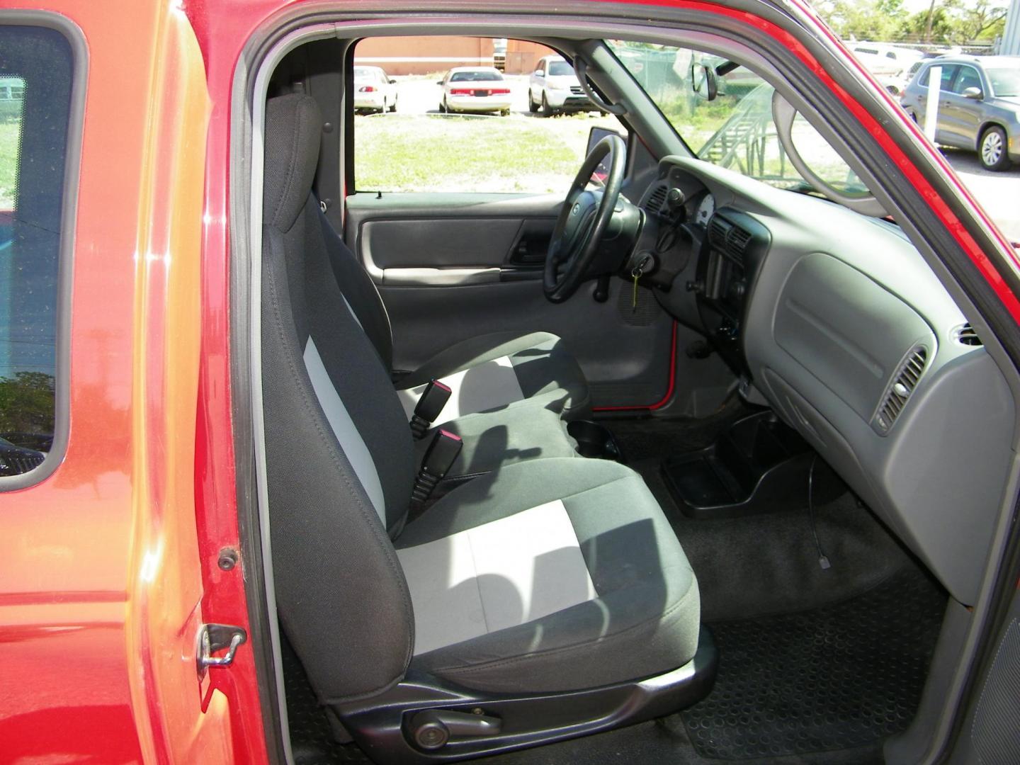 2006 Red /Gray Ford Ranger Sport SuperCab 2WD (1FTYR14U96P) with an 3.0L V6 OHV 12V engine, Automatic transmission, located at 4000 Bee Ridge Road, Sarasota, FL, 34233, (941) 926-0300, 27.298664, -82.489151 - Photo#12