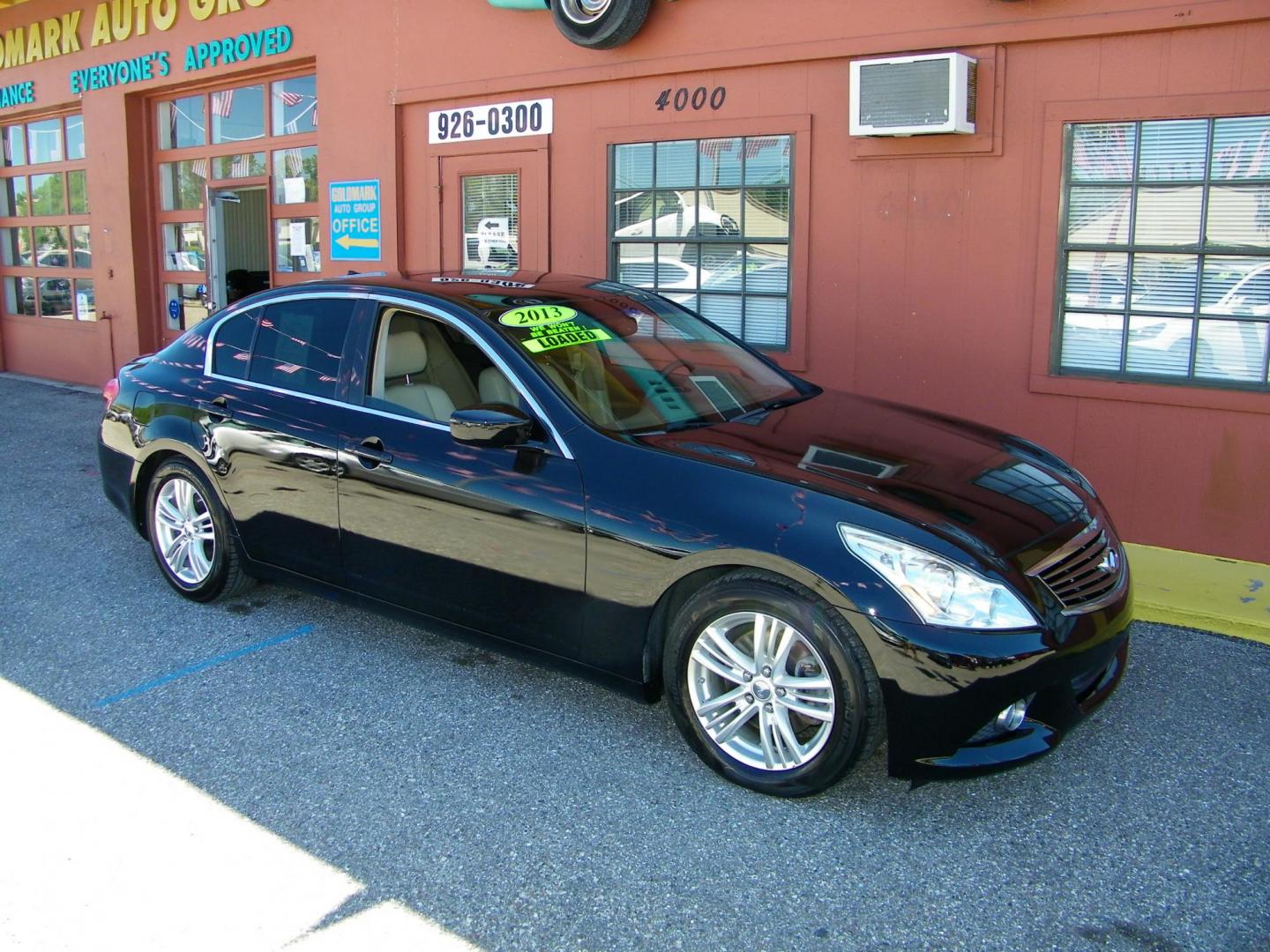 2013 Black /Black Infiniti G Sedan 37 Journey (JN1CV6AP0DM) with an 3.7L V6 DOHC 24V engine, 5-Speed Automatic transmission, located at 4000 Bee Ridge Road, Sarasota, FL, 34233, (941) 926-0300, 27.298664, -82.489151 - Photo#4
