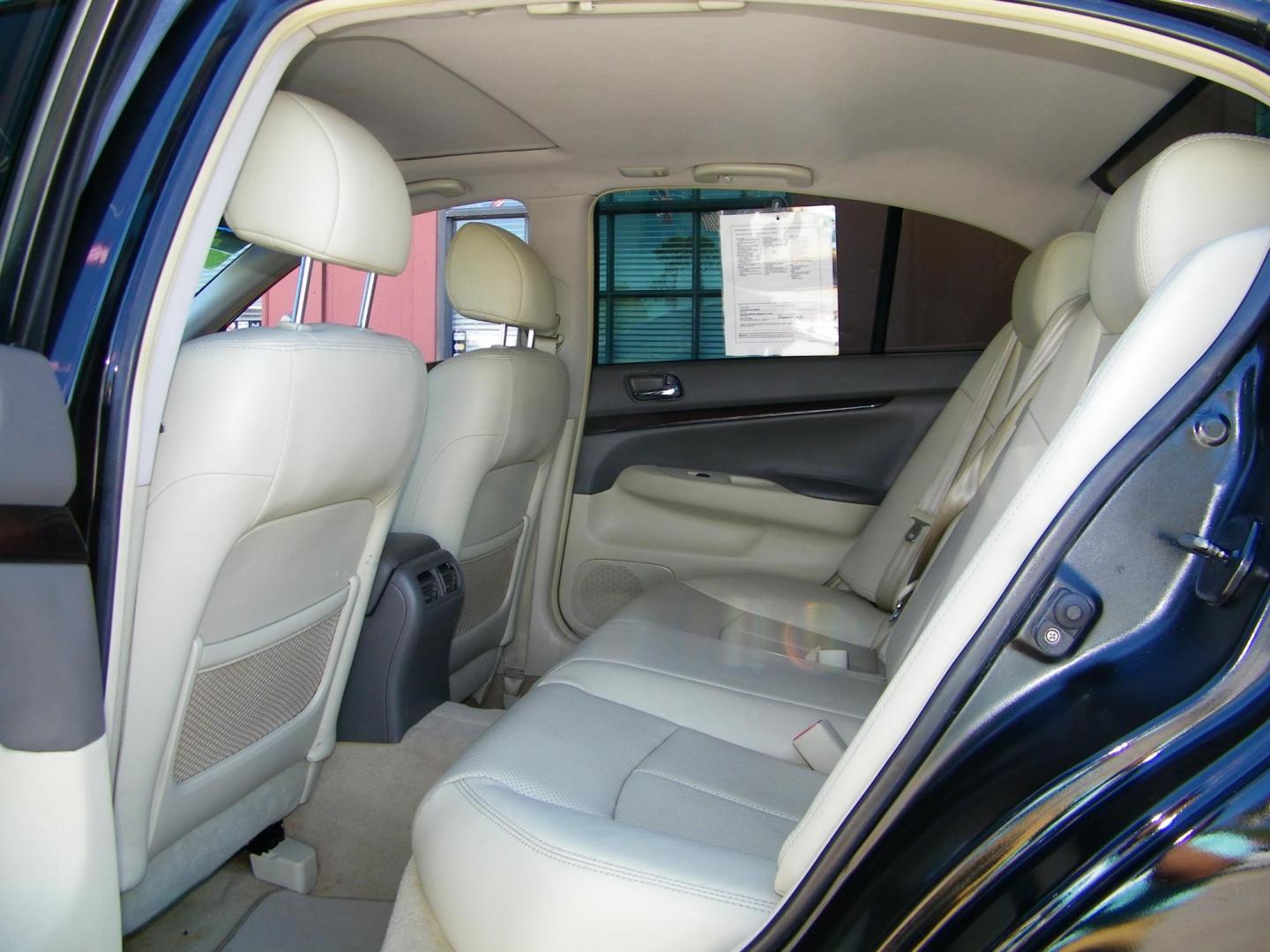 2013 Black /Black Infiniti G Sedan 37 Journey (JN1CV6AP0DM) with an 3.7L V6 DOHC 24V engine, 5-Speed Automatic transmission, located at 4000 Bee Ridge Road, Sarasota, FL, 34233, (941) 926-0300, 27.298664, -82.489151 - Photo#9