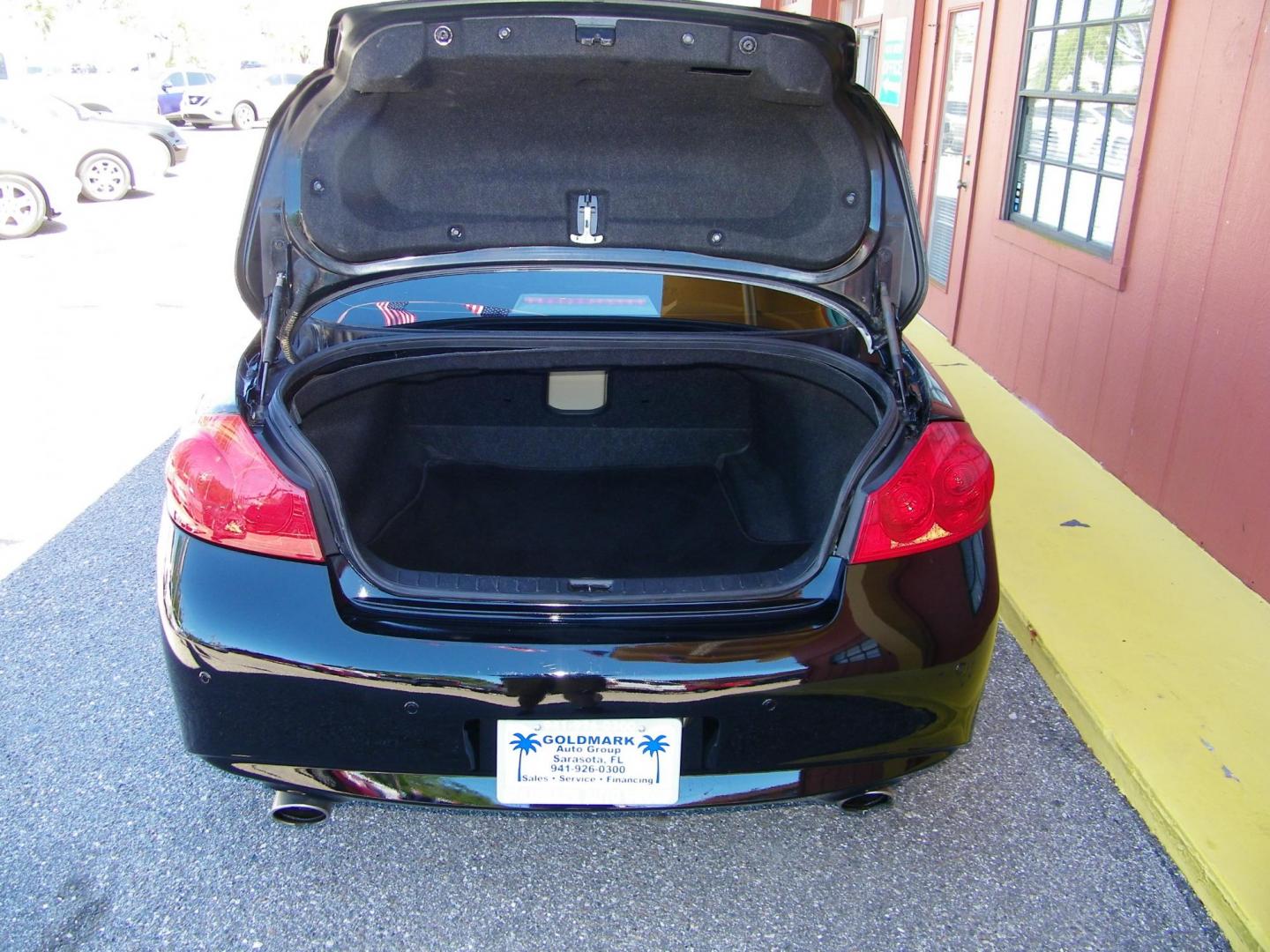 2013 Black /Black Infiniti G Sedan 37 Journey (JN1CV6AP0DM) with an 3.7L V6 DOHC 24V engine, 5-Speed Automatic transmission, located at 4000 Bee Ridge Road, Sarasota, FL, 34233, (941) 926-0300, 27.298664, -82.489151 - Photo#16
