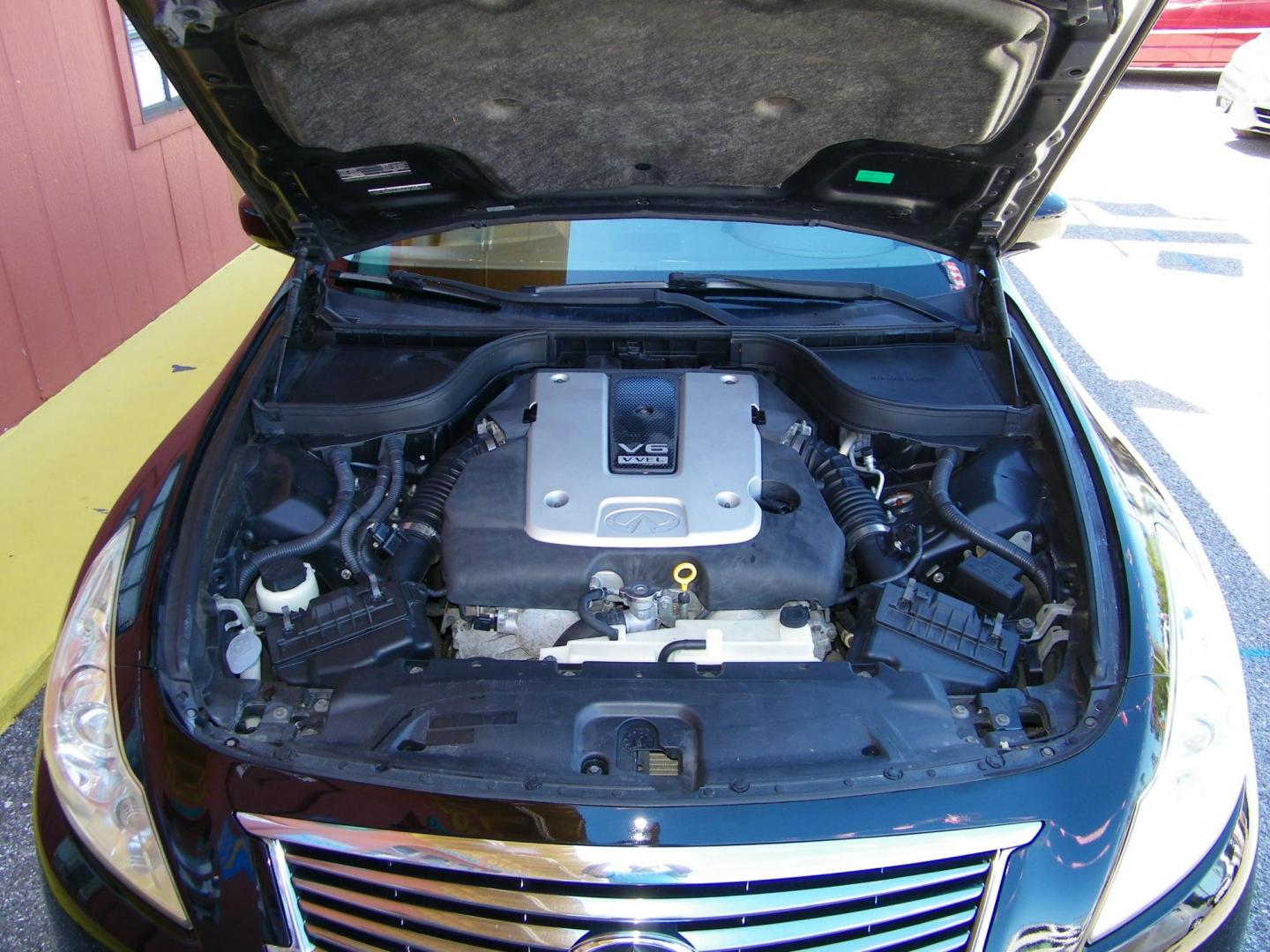 2013 Black /Black Infiniti G Sedan 37 Journey (JN1CV6AP0DM) with an 3.7L V6 DOHC 24V engine, 5-Speed Automatic transmission, located at 4000 Bee Ridge Road, Sarasota, FL, 34233, (941) 926-0300, 27.298664, -82.489151 - Photo#17