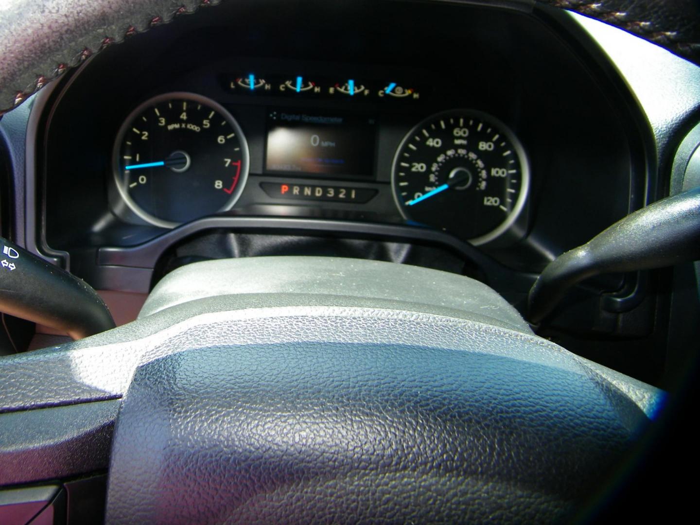 2015 Gray /Gray Ford F-150 Lariat SuperCab 6.5-ft. Bed 4WD (1FTEX1E89FK) with an 3.5L V6 DOHC 24V engine, 6-Speed Automatic transmission, located at 4000 Bee Ridge Road, Sarasota, FL, 34233, (941) 926-0300, 27.298664, -82.489151 - Photo#19