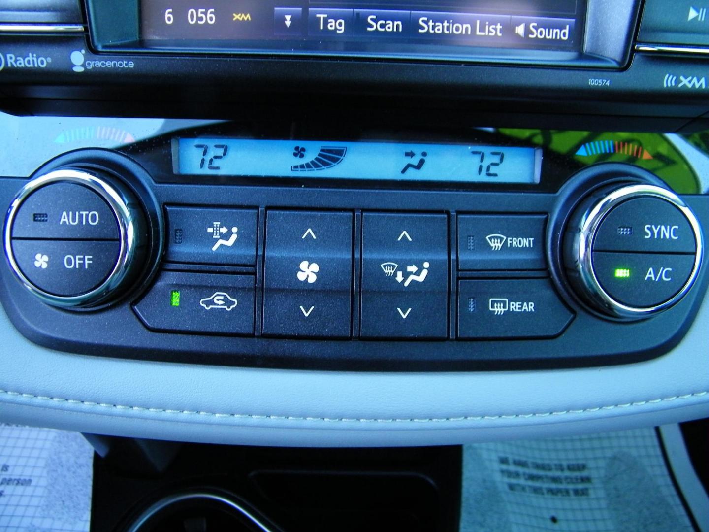 2018 Gray /Beige Toyota RAV4 XLE FWD (JTMWFREV9JJ) with an 2.5L L4 DOHC 16V engine, 6A transmission, located at 4000 Bee Ridge Road, Sarasota, FL, 34233, (941) 926-0300, 27.298664, -82.489151 - Photo#29