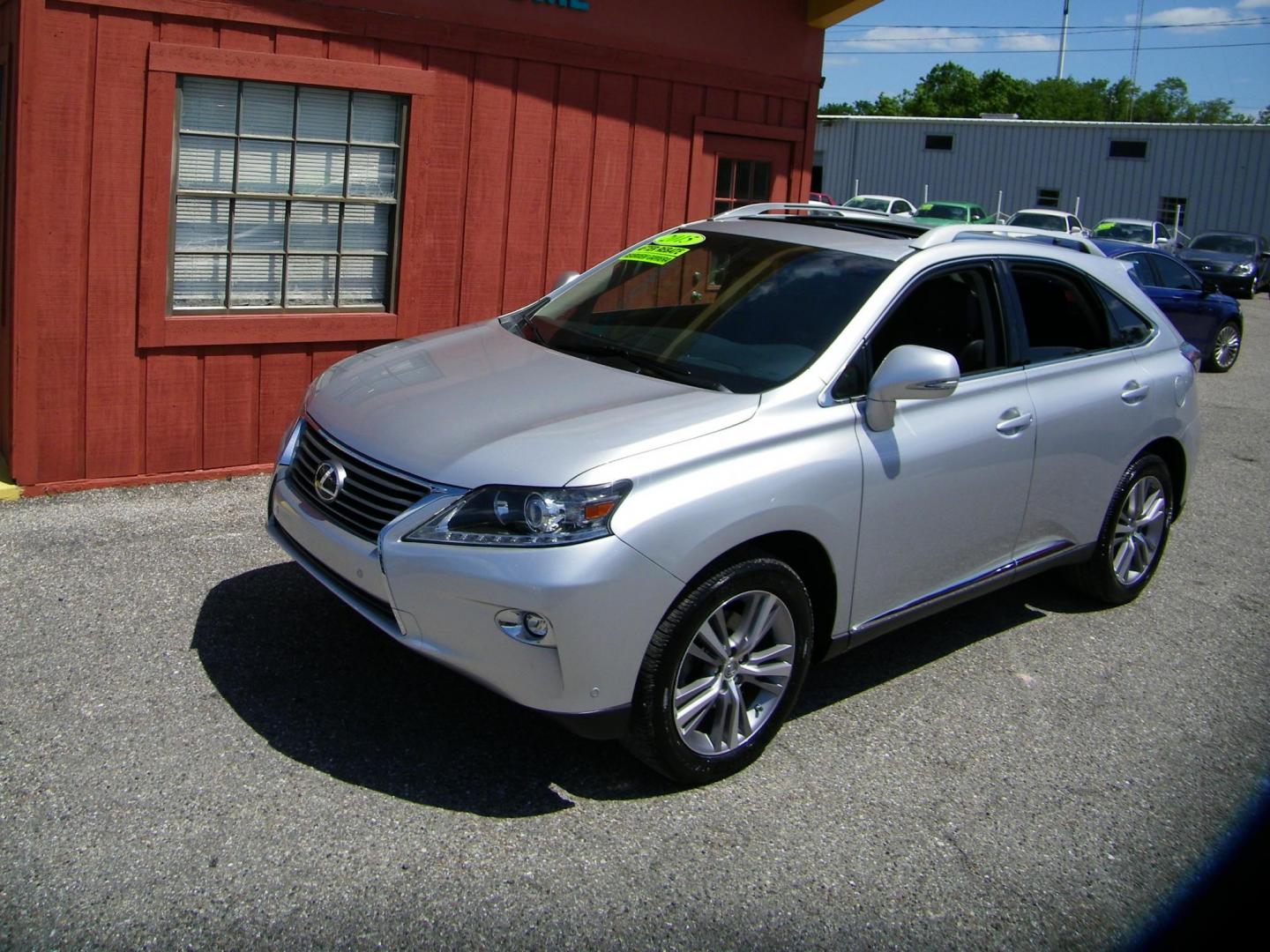 2015 Silver /Black Lexus RX 350 FWD (2T2ZK1BAXFC) with an 3.5L V6 DOHC 24V engine, 6-Speed Automatic transmission, located at 4000 Bee Ridge Road, Sarasota, FL, 34233, (941) 926-0300, 27.298664, -82.489151 - Photo#1