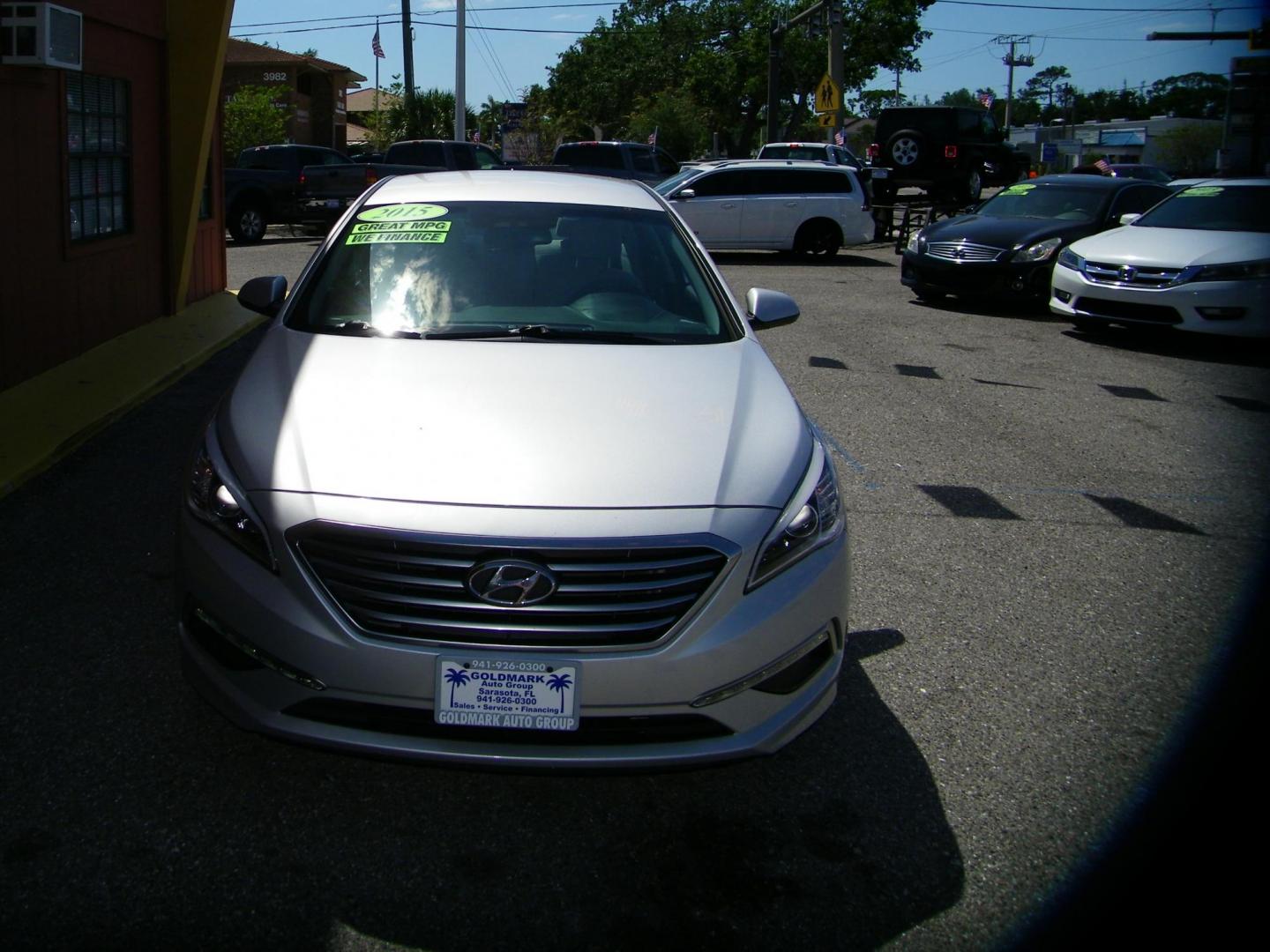 2015 Silver /Beige Hyundai Sonata ECO (5NPE24AF9FH) with an 1.6L L4 DOHC 16V engine, 7-Speed Automatic transmission, located at 4000 Bee Ridge Road, Sarasota, FL, 34233, (941) 926-0300, 27.298664, -82.489151 - Photo#1