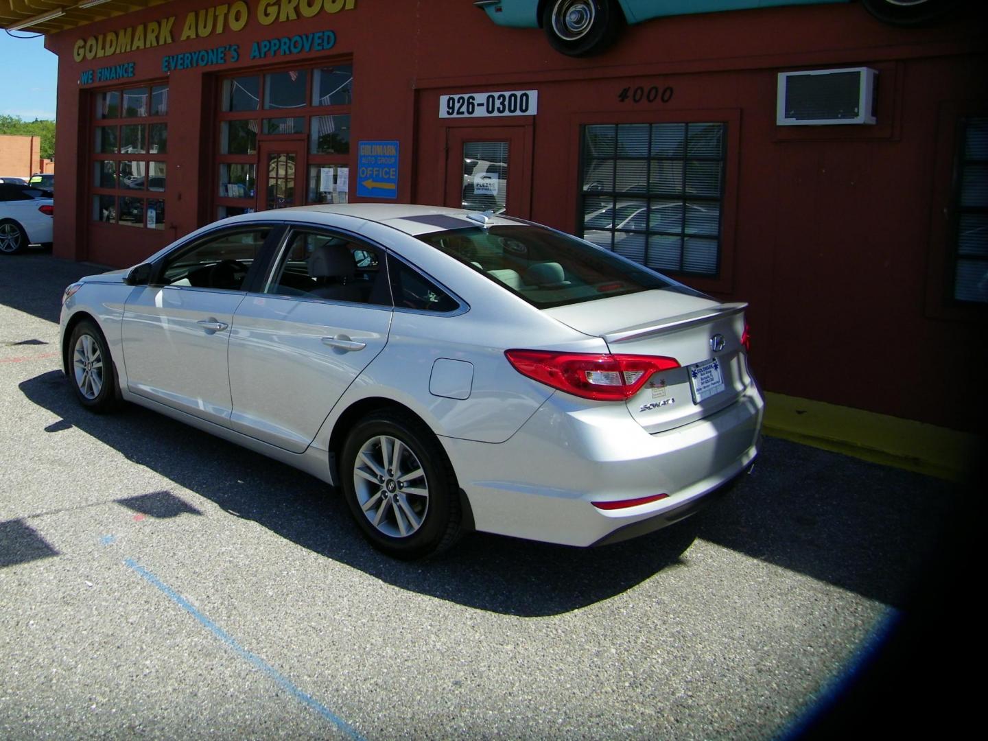 2015 Silver /Beige Hyundai Sonata ECO (5NPE24AF9FH) with an 1.6L L4 DOHC 16V engine, 7-Speed Automatic transmission, located at 4000 Bee Ridge Road, Sarasota, FL, 34233, (941) 926-0300, 27.298664, -82.489151 - Photo#2