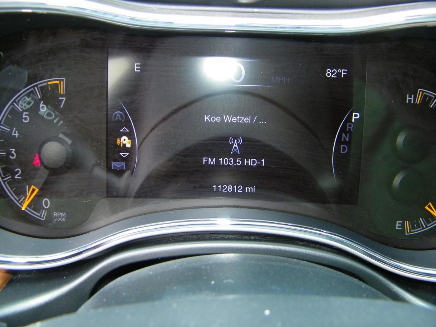 2019 White /Saddle Jeep Grand Cherokee Summit 4WD (1C4RJFJG5KC) with an 3.6L V6 DOHC 24V engine, 8A transmission, located at 4000 Bee Ridge Road, Sarasota, FL, 34233, (941) 926-0300, 27.298664, -82.489151 - Photo#27