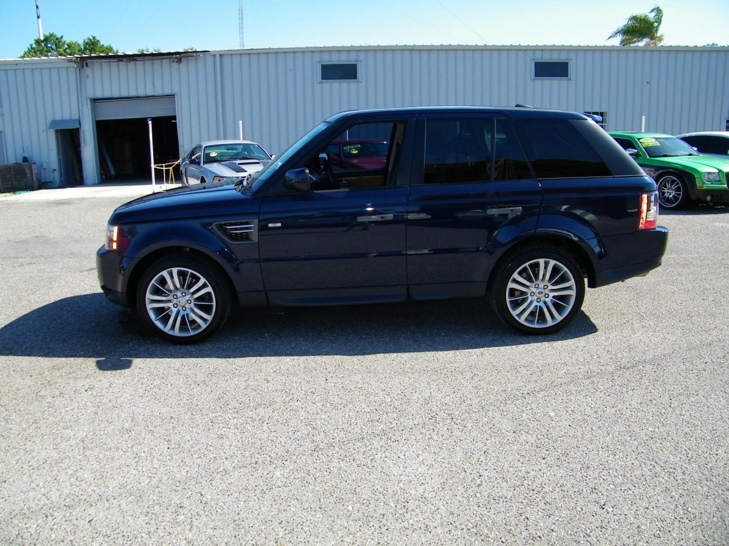 2011 Blue /Beige Land Rover Range Rover Sport HSE (SALSK2D43BA) with an 4.4L V8 DOHC 32V engine, 6-Speed Automatic transmission, located at 4000 Bee Ridge Road, Sarasota, FL, 34233, (941) 926-0300, 27.298664, -82.489151 - Photo#2