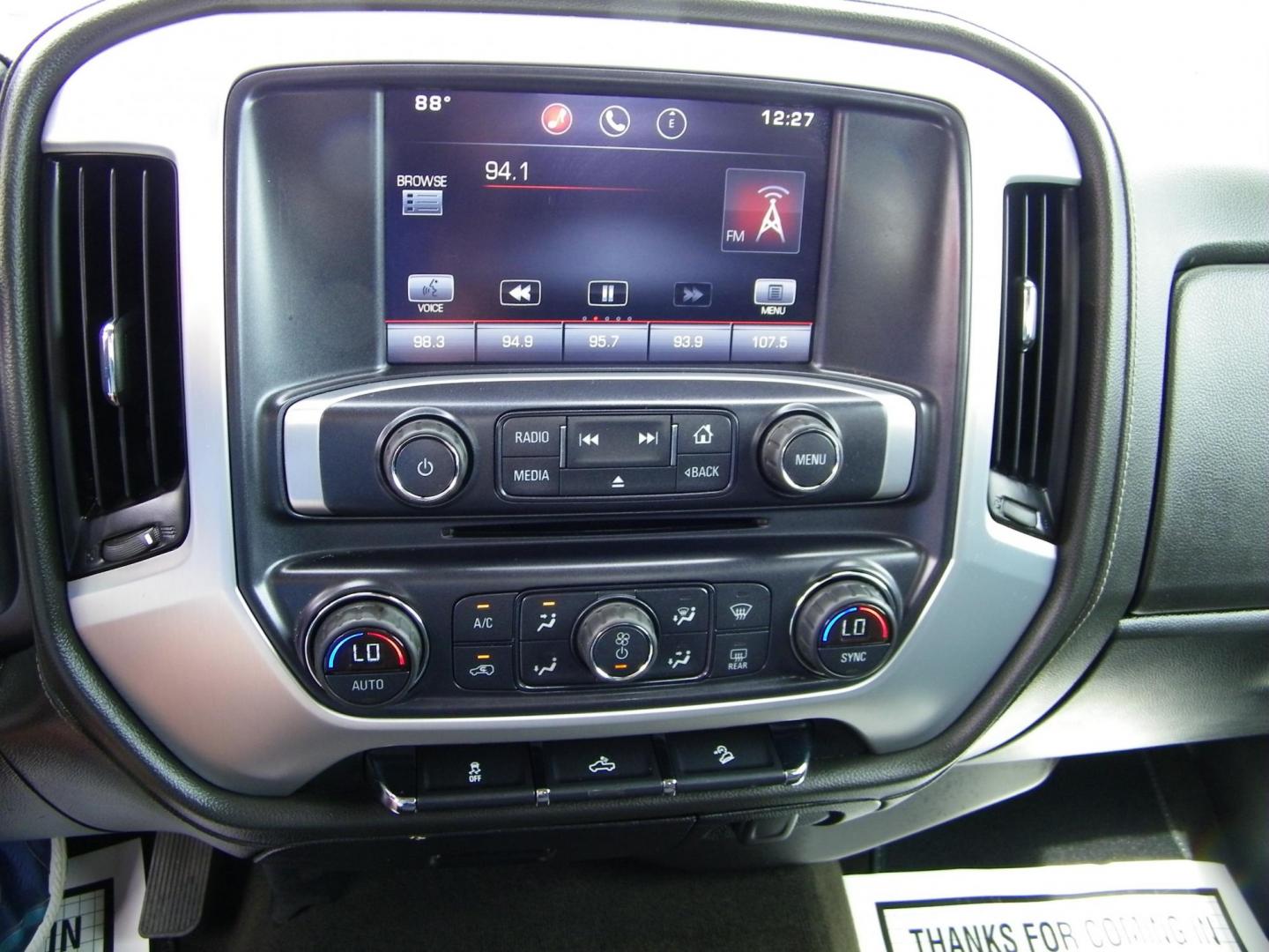 2015 Green /Black GMC Sierra 1500 SLE Double Cab 4WD (1GTV2UEC0FZ) with an 5.3L V8 OHV 16V engine, 6-Speed Automatic transmission, located at 4000 Bee Ridge Road, Sarasota, FL, 34233, (941) 926-0300, 27.298664, -82.489151 - Photo#19