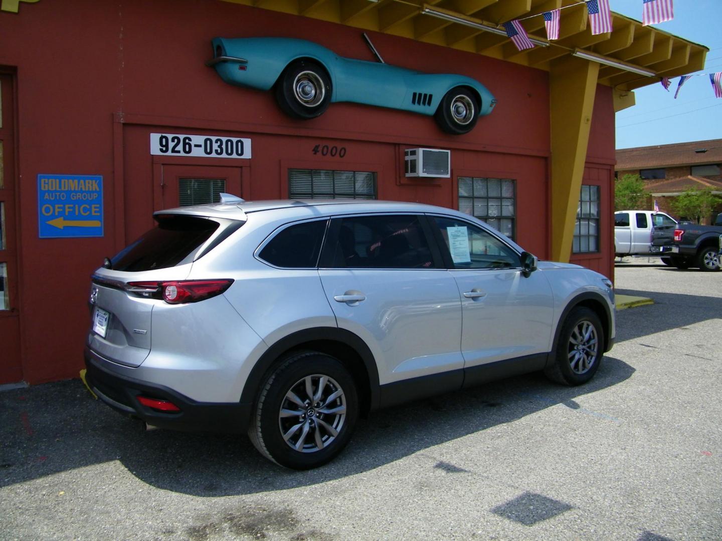 2019 Silver /Black Mazda CX-9 Sport AWD (JM3TCBBY4K0) with an 2.5L L4 DOHC 16V engine, 6A transmission, located at 4000 Bee Ridge Road, Sarasota, FL, 34233, (941) 926-0300, 27.298664, -82.489151 - Photo#1