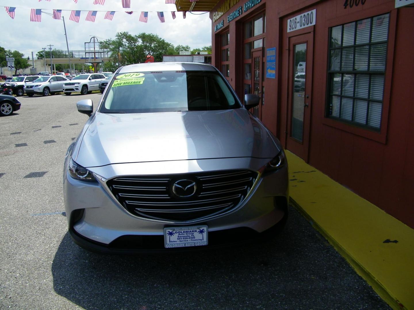 2019 Silver /Black Mazda CX-9 Sport AWD (JM3TCBBY4K0) with an 2.5L L4 DOHC 16V engine, 6A transmission, located at 4000 Bee Ridge Road, Sarasota, FL, 34233, (941) 926-0300, 27.298664, -82.489151 - Photo#3