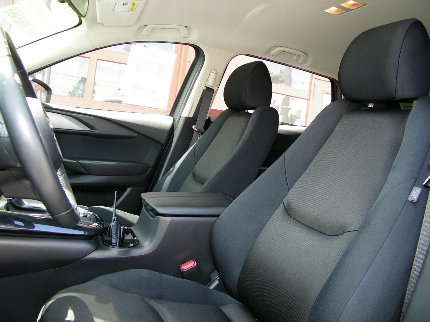 2019 Silver /Black Mazda CX-9 Sport AWD (JM3TCBBY4K0) with an 2.5L L4 DOHC 16V engine, 6A transmission, located at 4000 Bee Ridge Road, Sarasota, FL, 34233, (941) 926-0300, 27.298664, -82.489151 - Photo#11