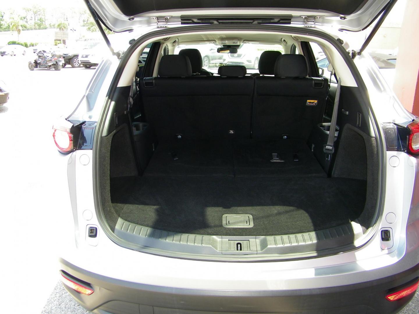 2019 Silver /Black Mazda CX-9 Sport AWD (JM3TCBBY4K0) with an 2.5L L4 DOHC 16V engine, 6A transmission, located at 4000 Bee Ridge Road, Sarasota, FL, 34233, (941) 926-0300, 27.298664, -82.489151 - Photo#15