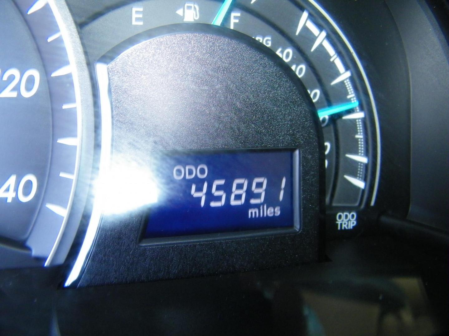 2013 Blue /Tan Toyota Camry SE (4T1BF1FKXDU) with an 2.5L L4 DOHC 16V engine, 6-Speed Automatic transmission, located at 4000 Bee Ridge Road, Sarasota, FL, 34233, (941) 926-0300, 27.298664, -82.489151 - Photo#22