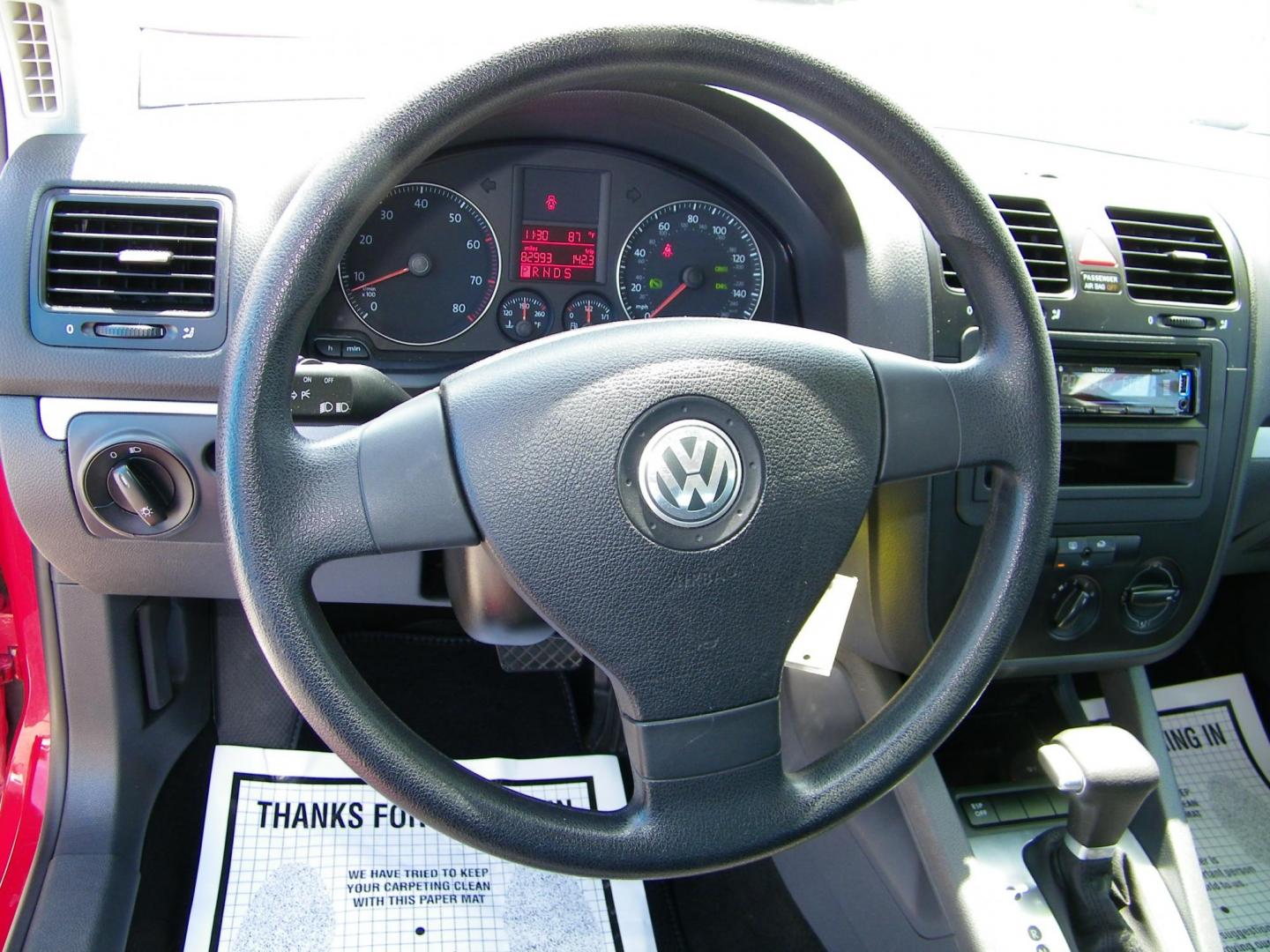 2007 Red /Black Volkswagen New Jetta Value Edition 2.5L (3VWPF71K57M) with an 2.5L L5 DOHC 20V engine, 5-Speed Manual Overdrive transmission, located at 4000 Bee Ridge Road, Sarasota, FL, 34233, (941) 926-0300, 27.298664, -82.489151 - Photo#17