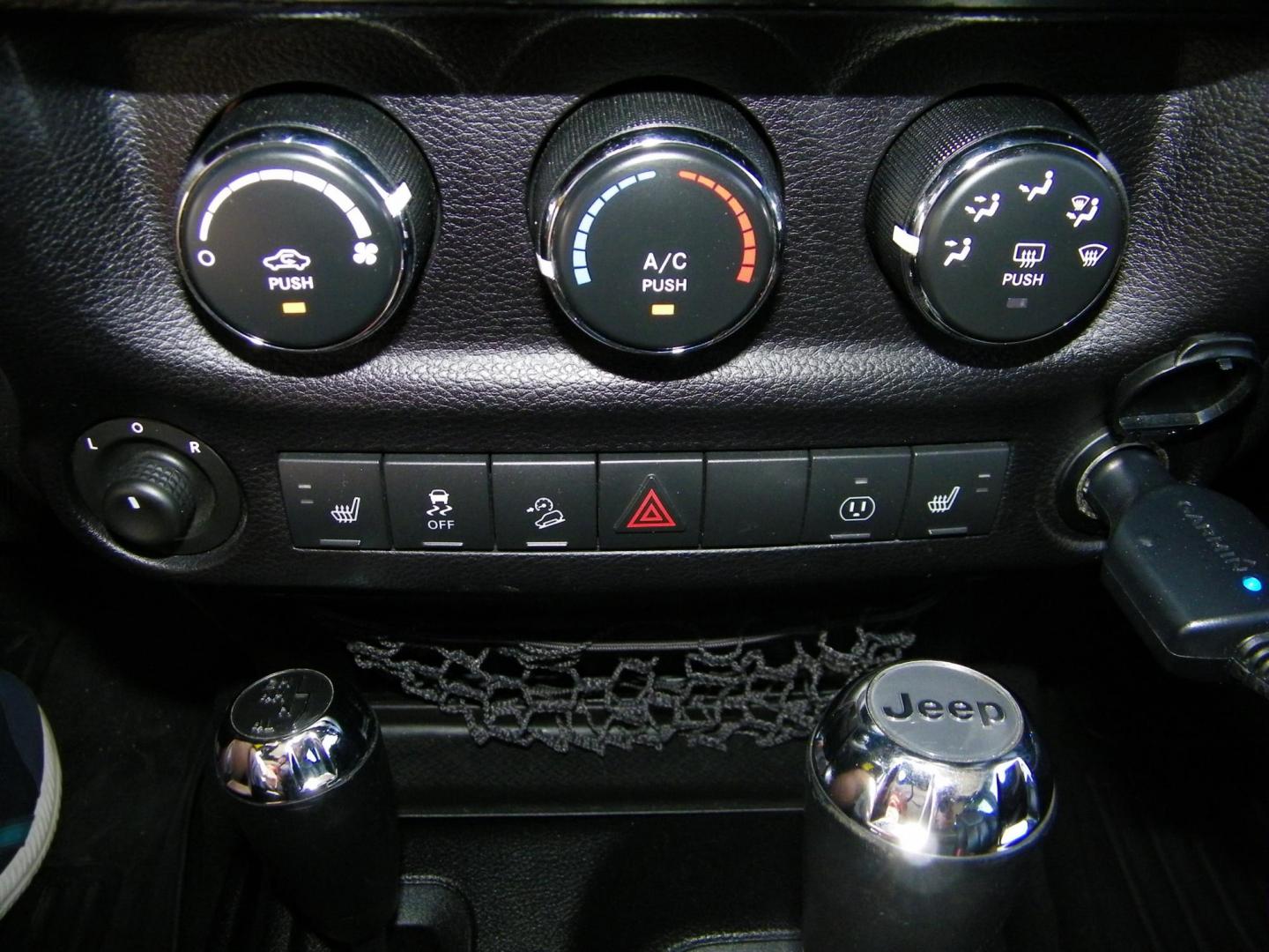 2014 Black /Black Jeep Wrangler Unlimited Sahara 4WD (1C4BJWEG2EL) with an 3.6L V6 DOHC 24V FFV engine, Automatic transmission, located at 4000 Bee Ridge Road, Sarasota, FL, 34233, (941) 926-0300, 27.298664, -82.489151 - Photo#21