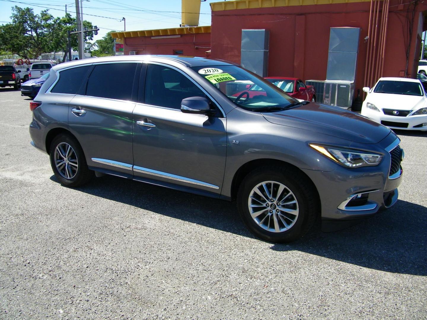 2020 Grey /Black Infiniti QX60 PURE (5N1DL0MN6LC) with an 3.5L V6 DOHC 24V engine, CVT transmission, located at 4000 Bee Ridge Road, Sarasota, FL, 34233, (941) 926-0300, 27.298664, -82.489151 - Photo#7